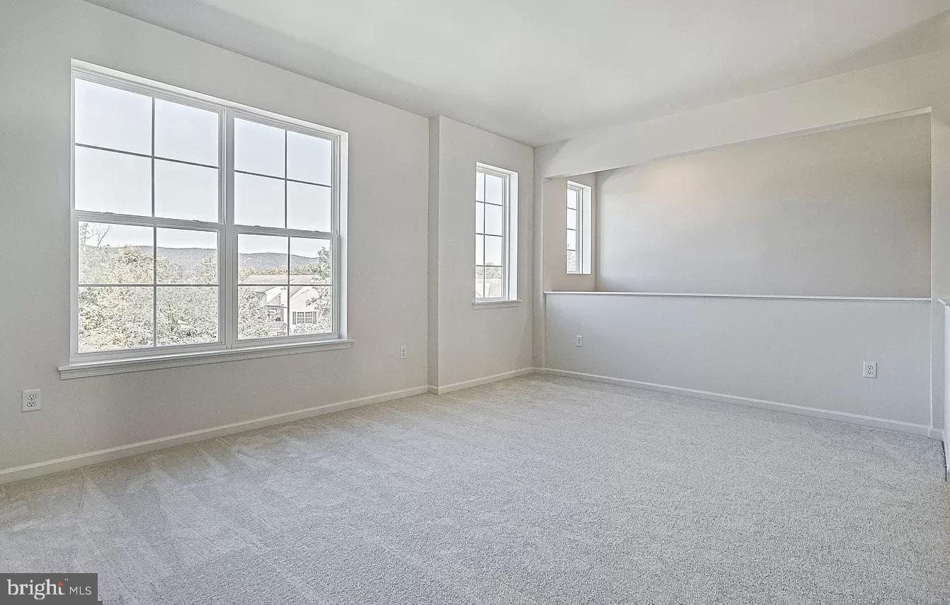 NORTH RIDGE - Residential Lease