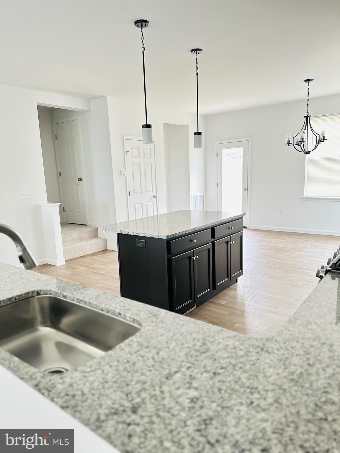 NORTH RIDGE - Residential Lease