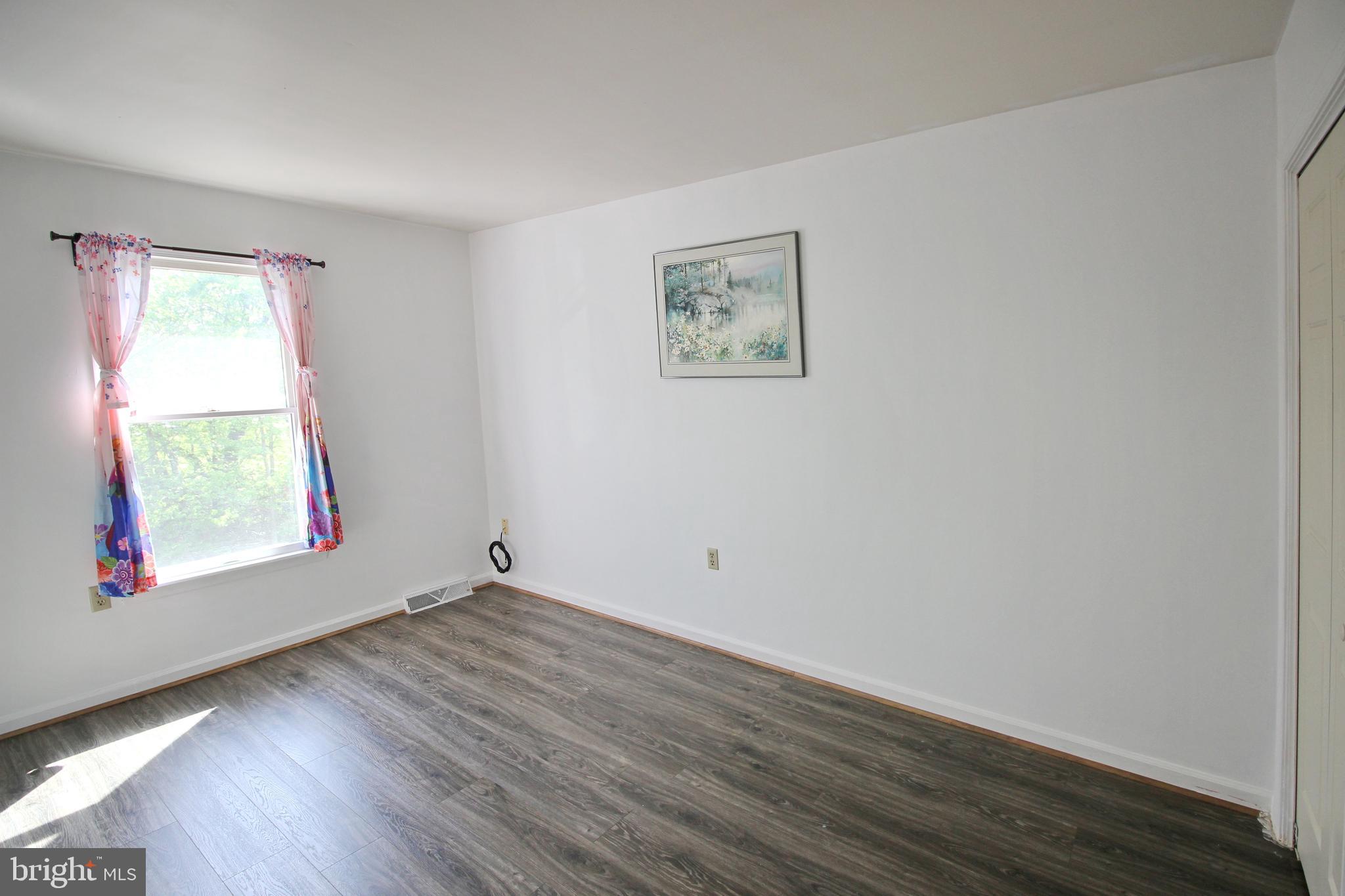 HAMPDEN COURT - Residential Lease