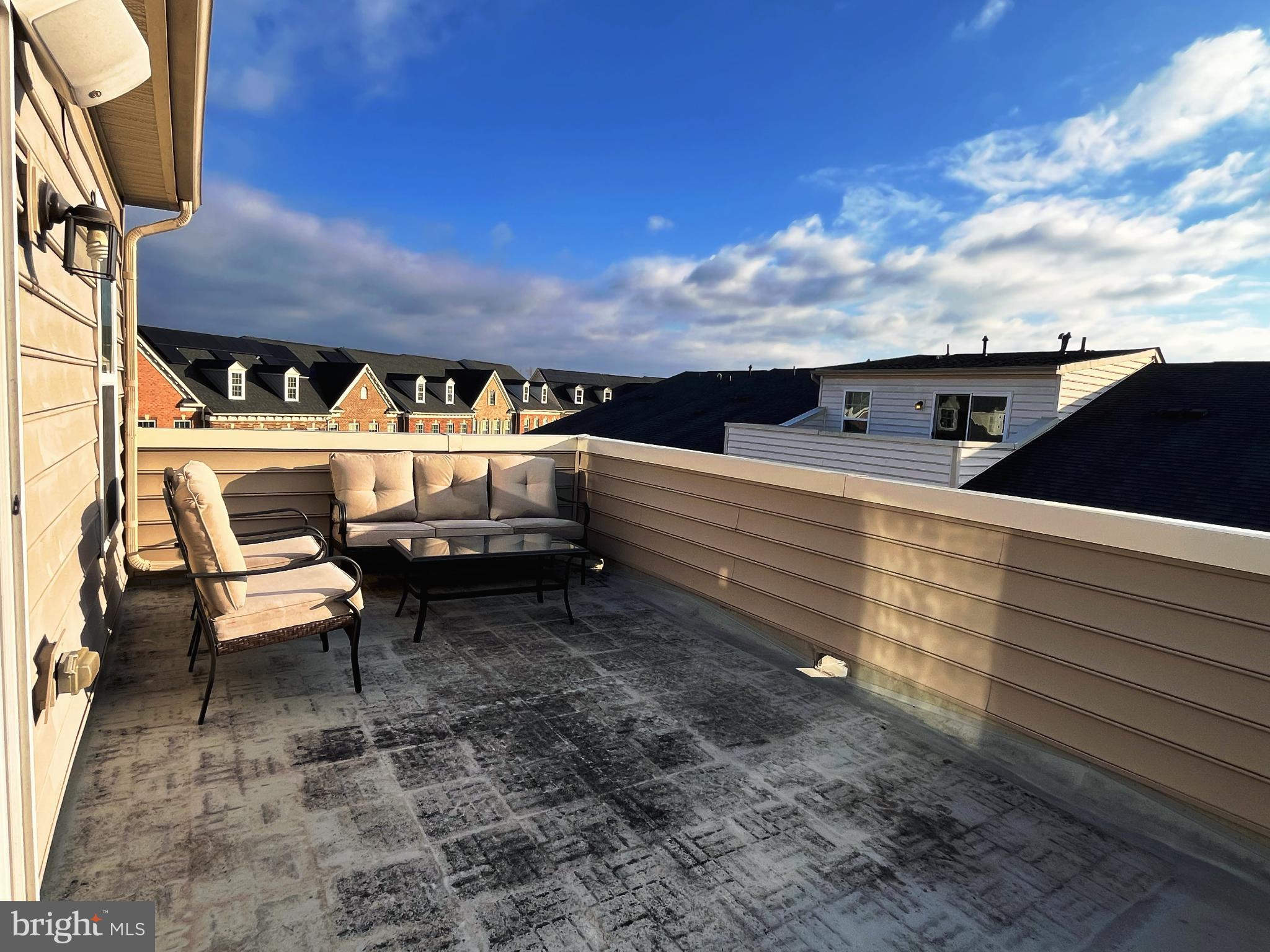 GREENBELT STATION - Residential