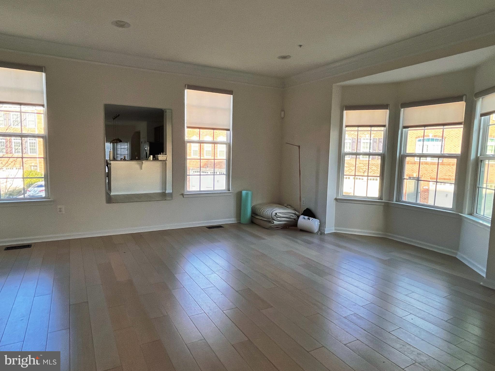 GREENBELT STATION - Residential