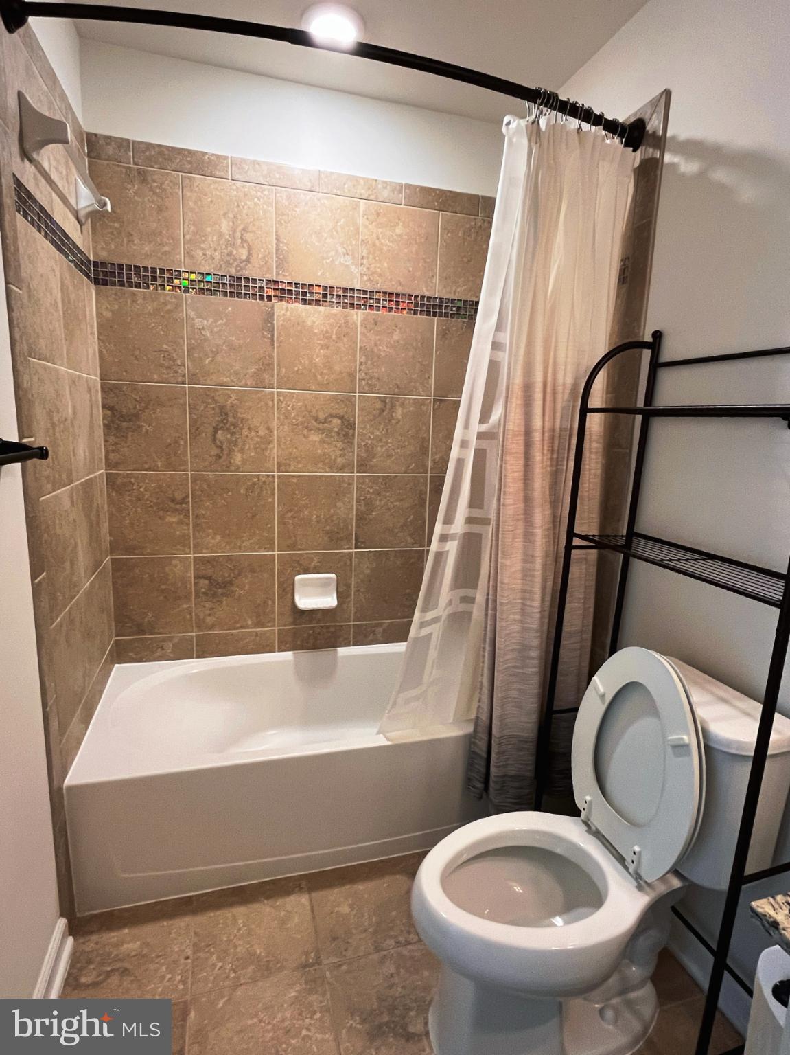 GREENBELT STATION - Residential