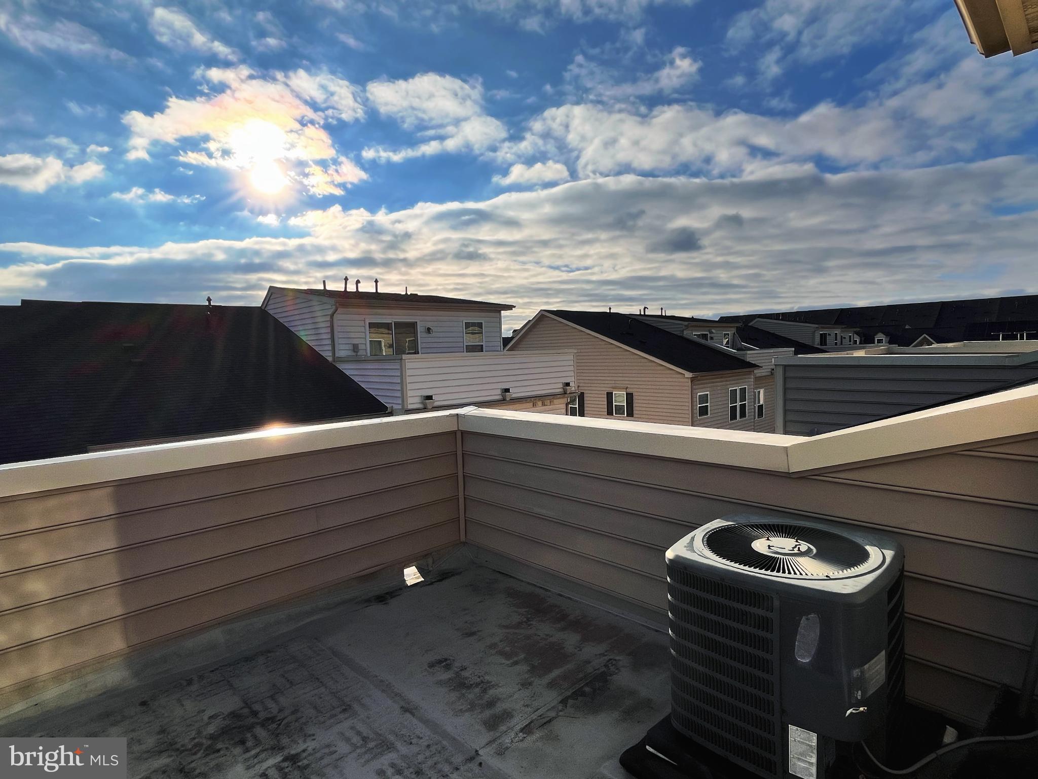 GREENBELT STATION - Residential