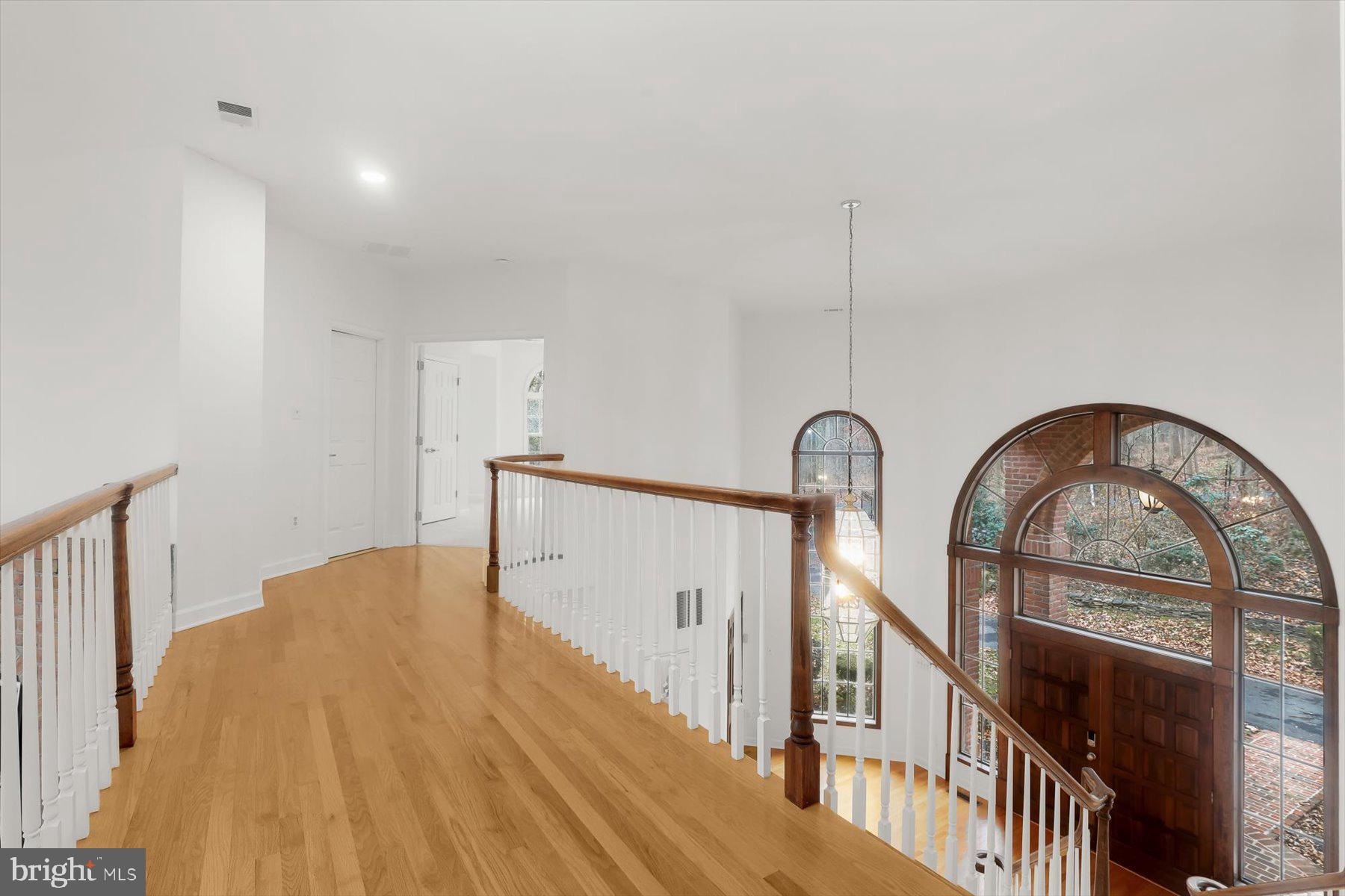 TRIADELPHIA WOODS - Residential