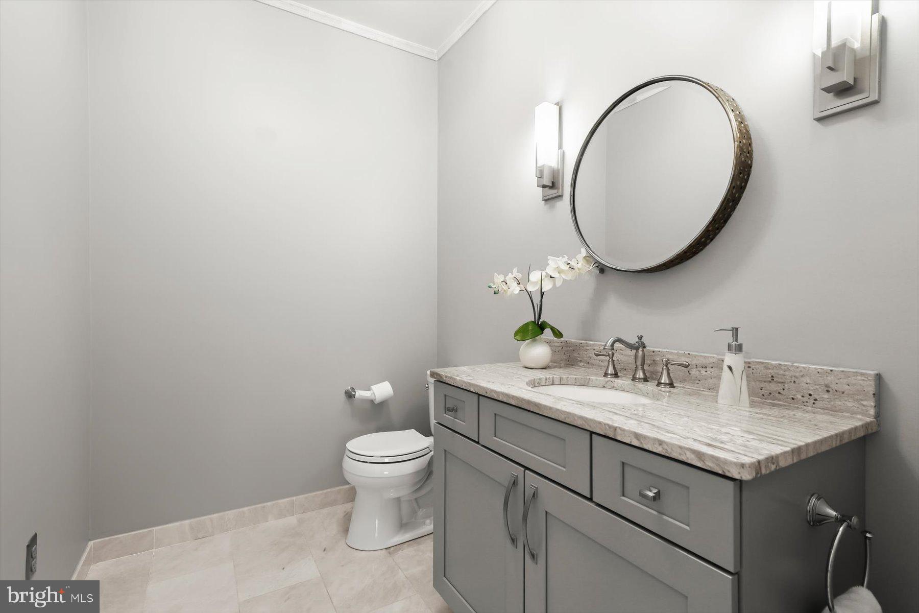 TRIADELPHIA WOODS - Residential