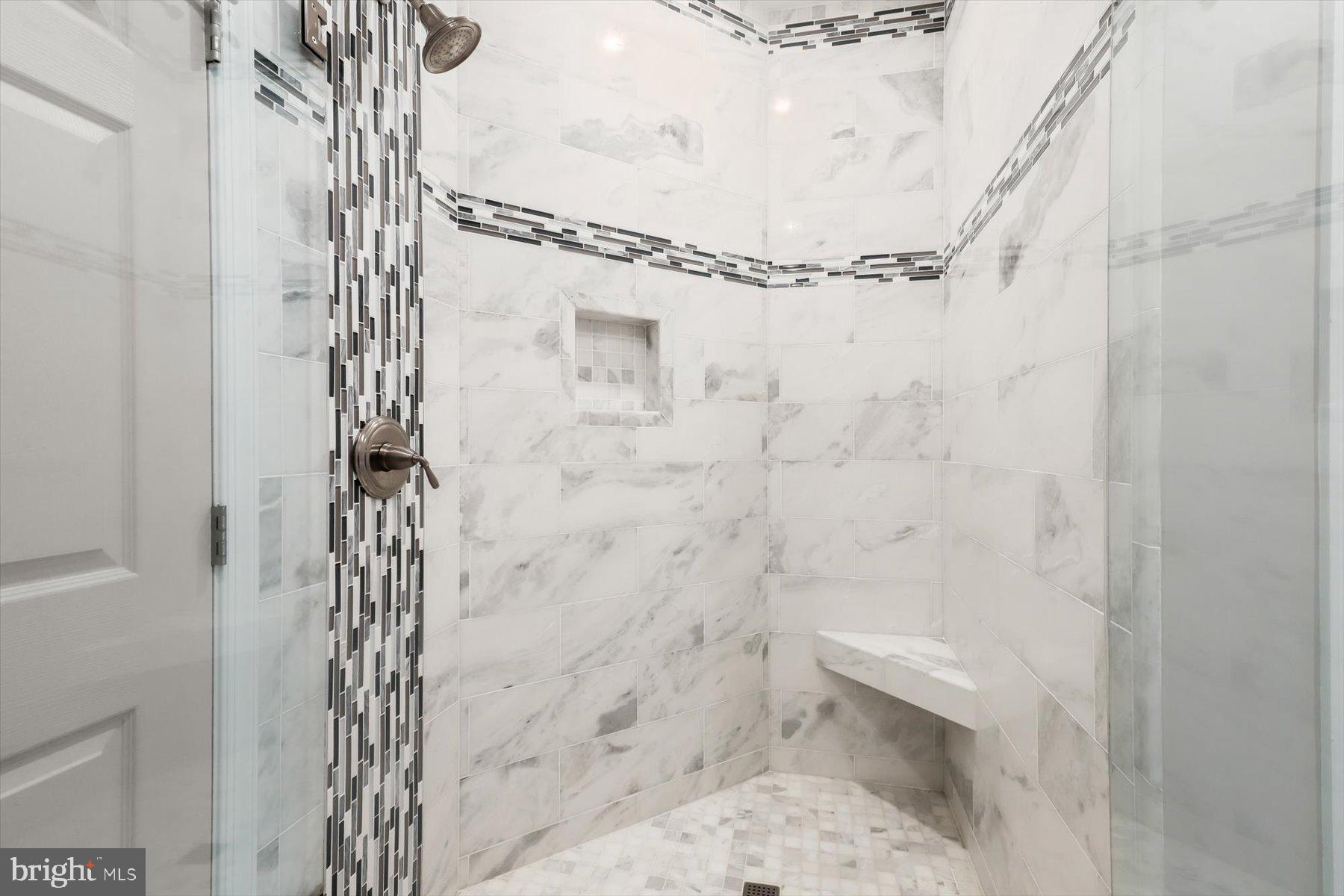 TRIADELPHIA WOODS - Residential