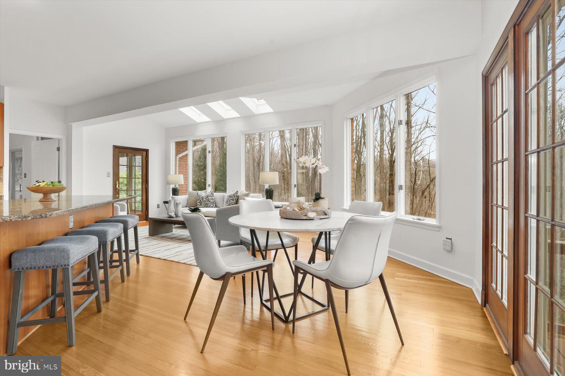 TRIADELPHIA WOODS - Residential