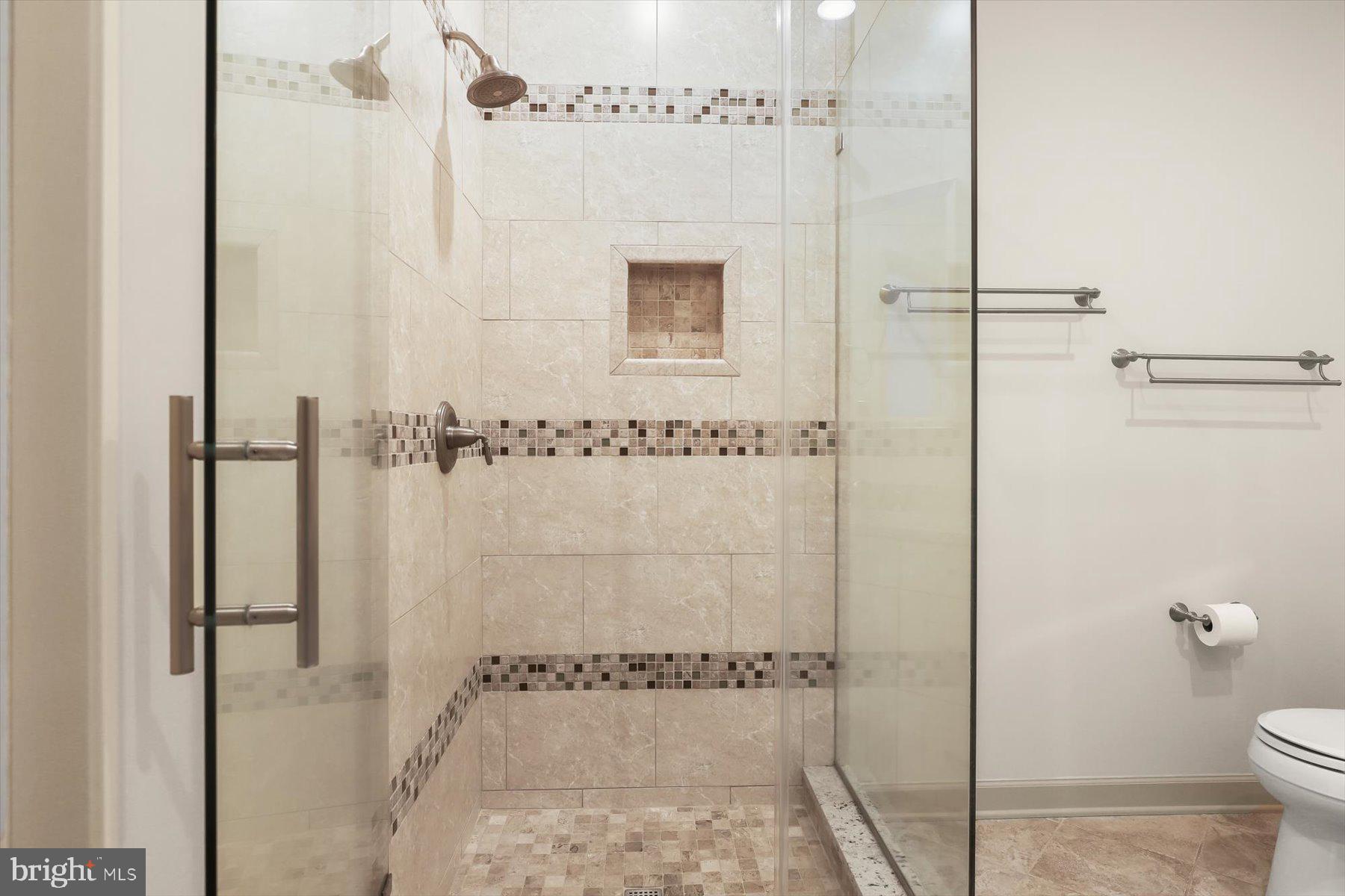 TRIADELPHIA WOODS - Residential