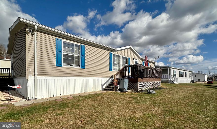 Welcome to Deer Run!  Enjoy the convenience of one floor living in this Champion home!  Convenient to Morgantown, Lancaster and many local markets.  Open floor plan with 3 bedrooms and 2 baths includes a large living room, full dining room and nice kitchen with a two seated area of counter top space. Lot rent includes sewer, trash, snow removal, in addition to a membership to an outdoor pool located at Indian Run.   Welcome Home!!