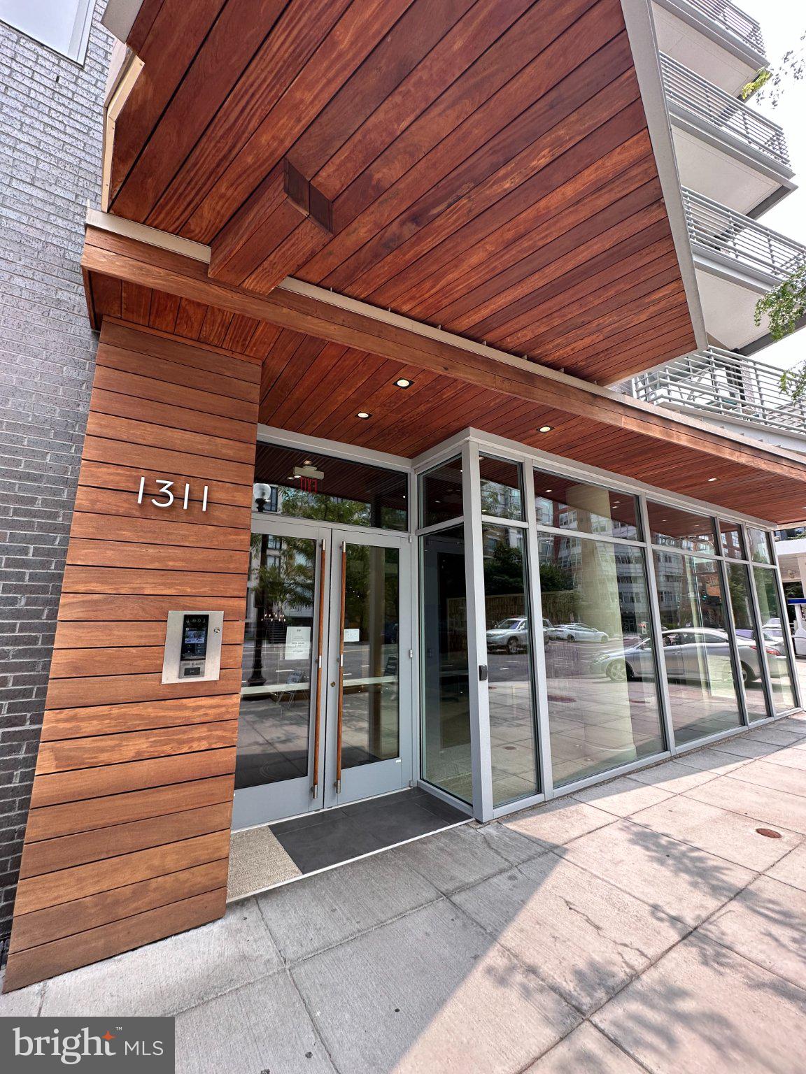 1311 13TH STREET NW T05