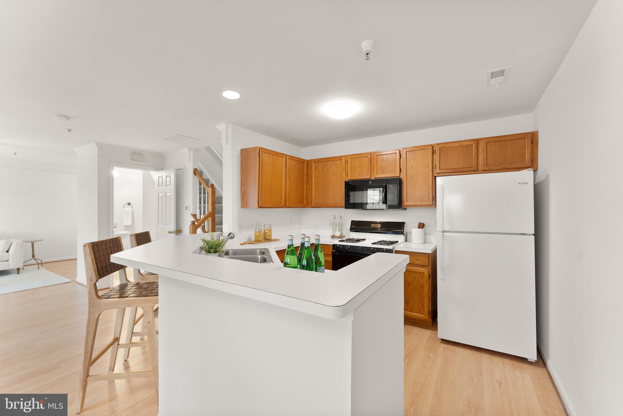 CHATHAM GREEN CONDOMINIUM - Residential