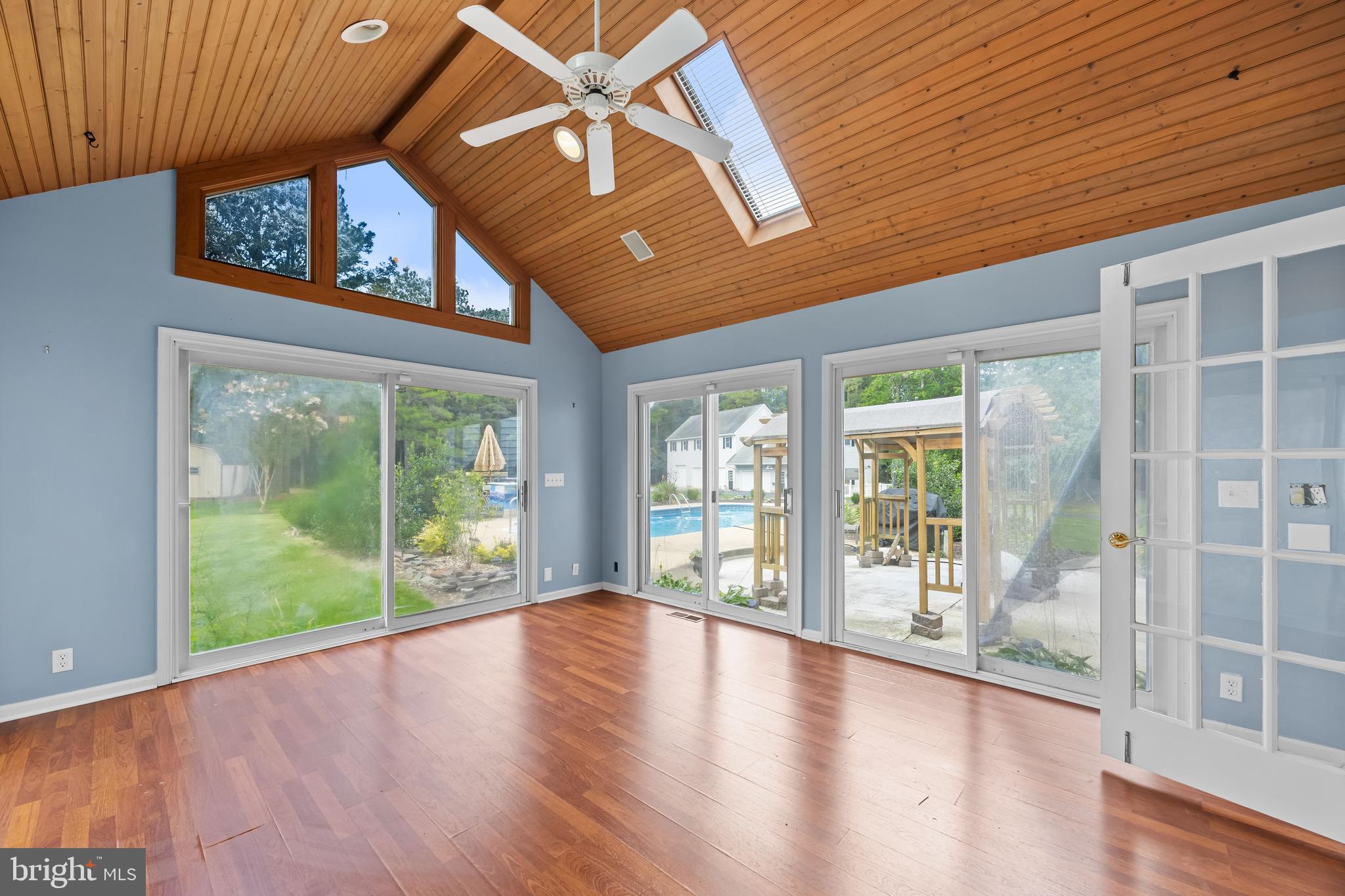 FOXCHASE - Residential