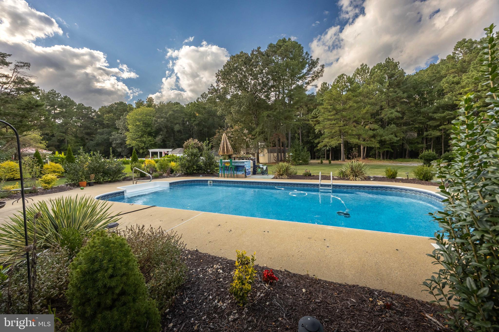 FOXCHASE - Residential