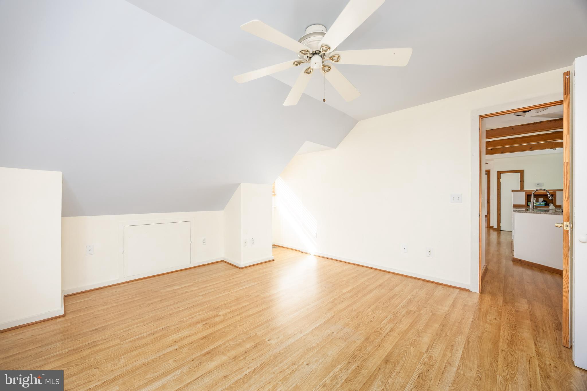 FOXCHASE - Residential