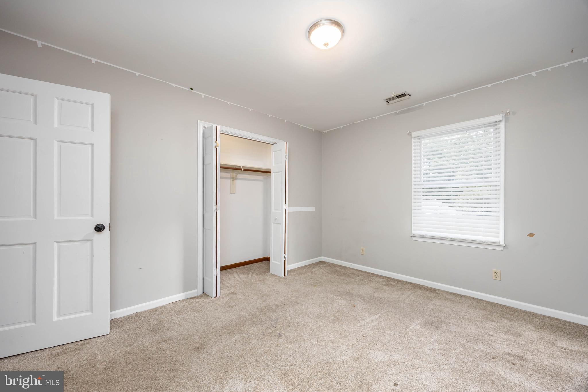 FOXCHASE - Residential