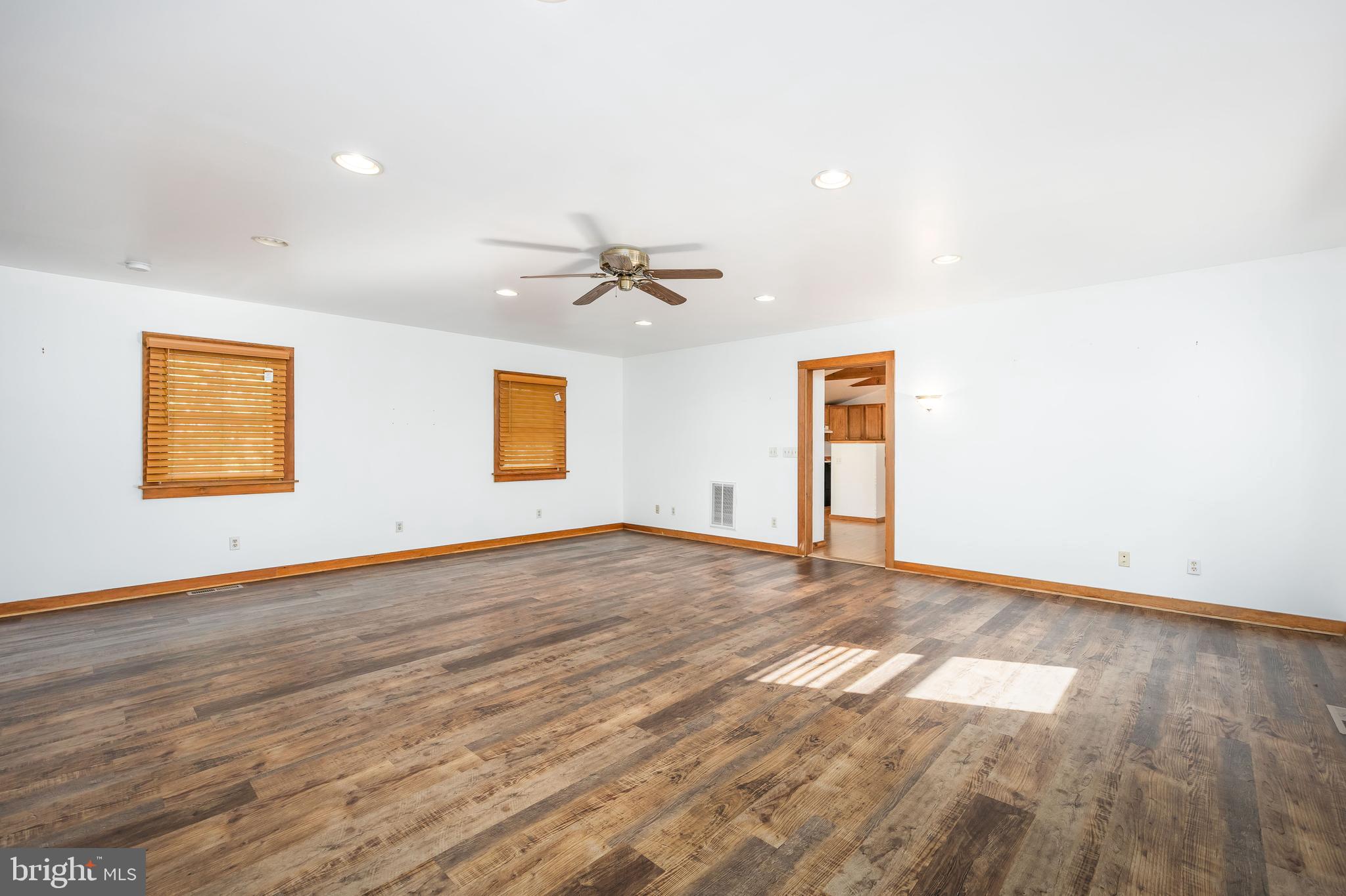 FOXCHASE - Residential