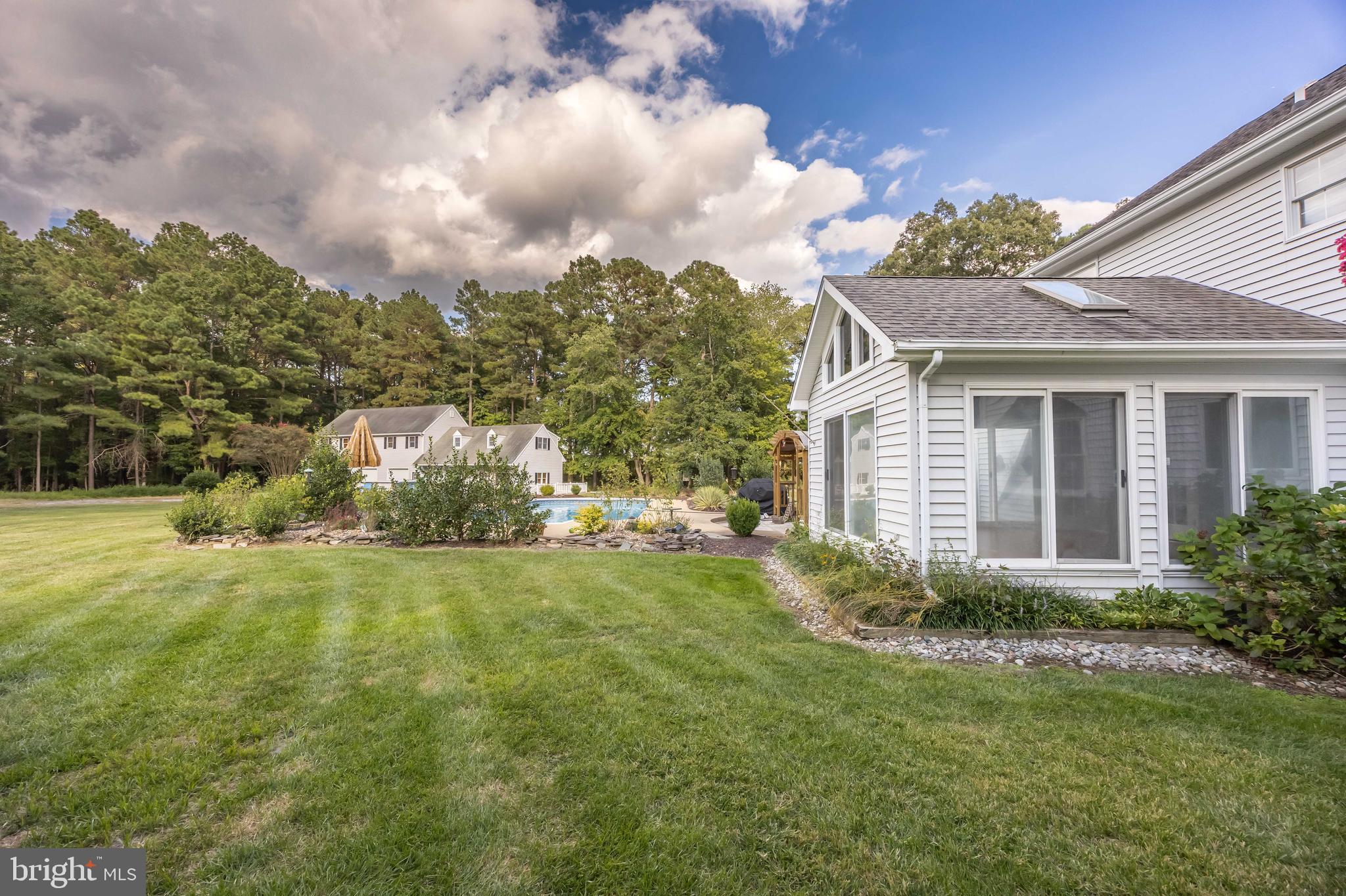 FOXCHASE - Residential