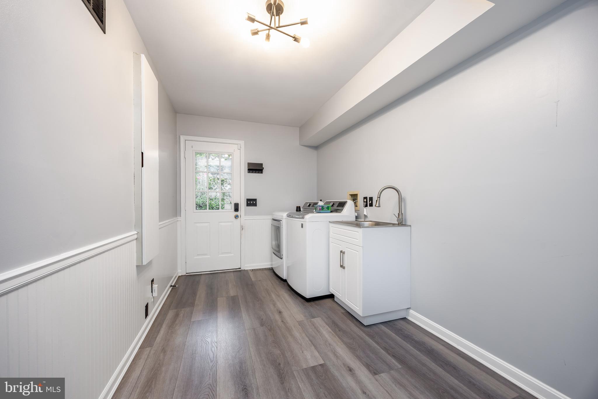 FOXCHASE - Residential