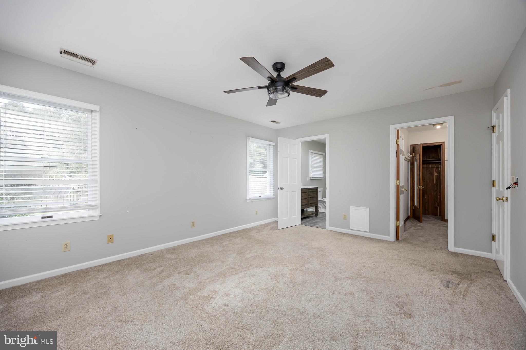 FOXCHASE - Residential