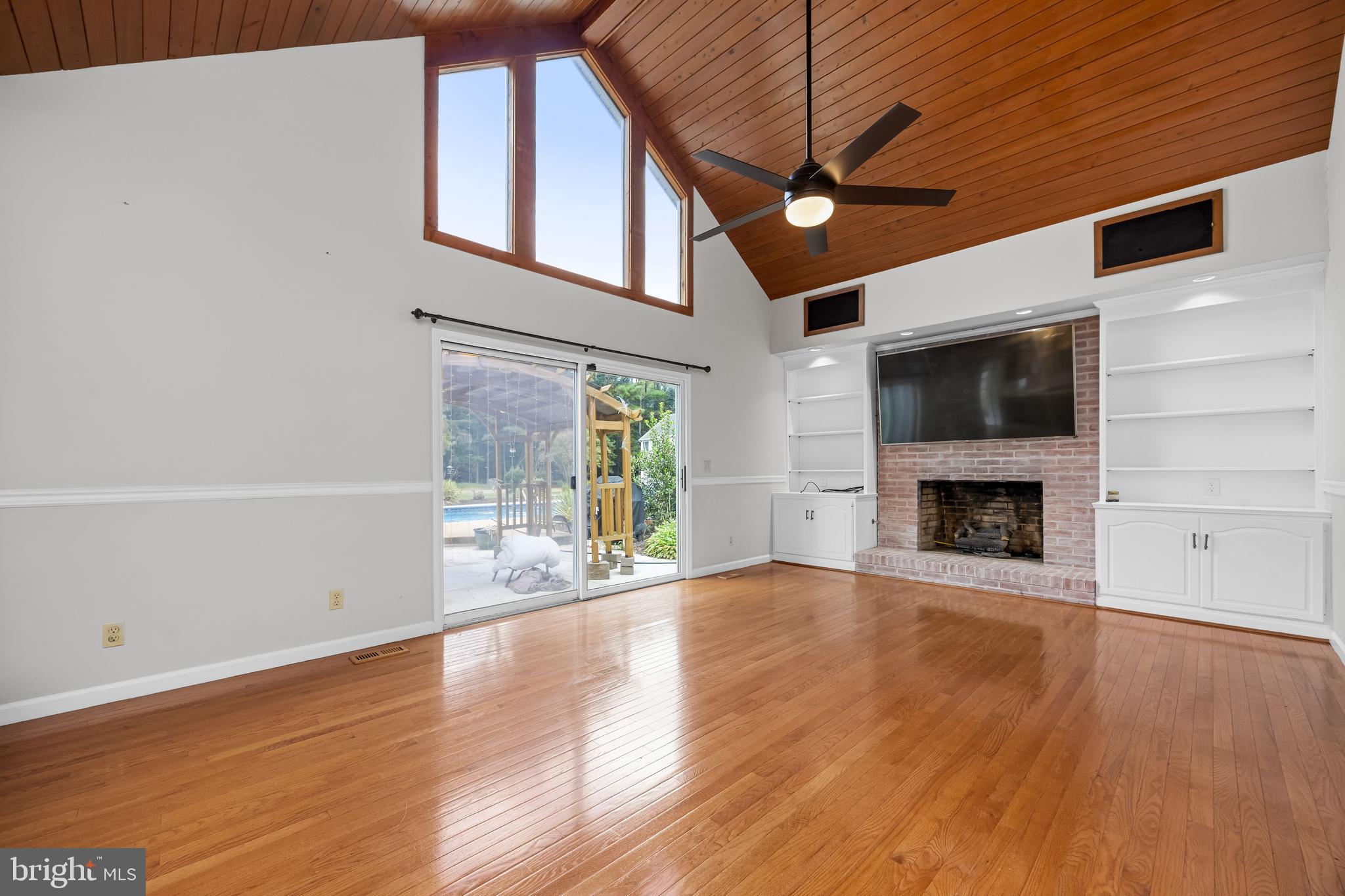 FOXCHASE - Residential