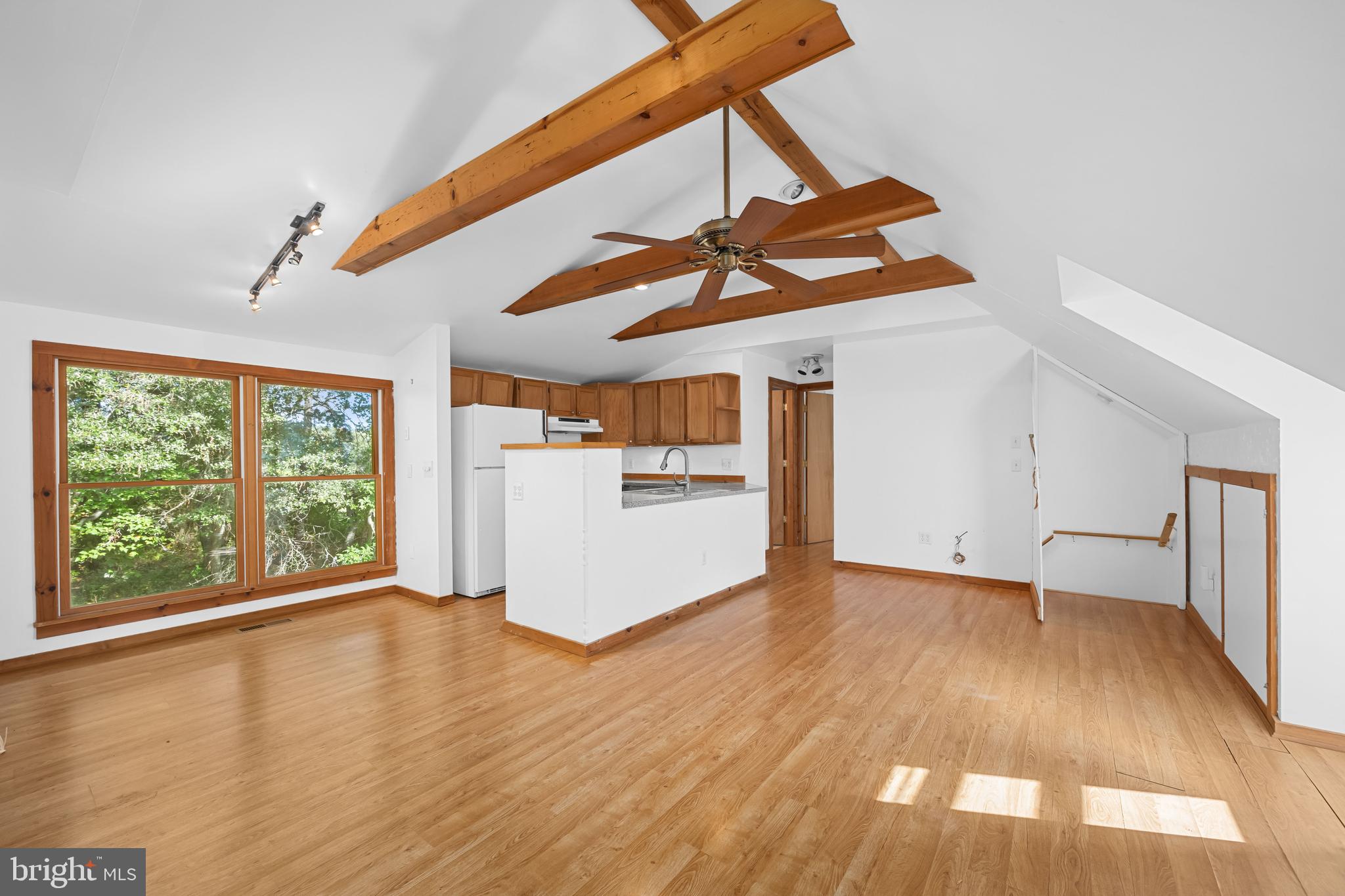 FOXCHASE - Residential