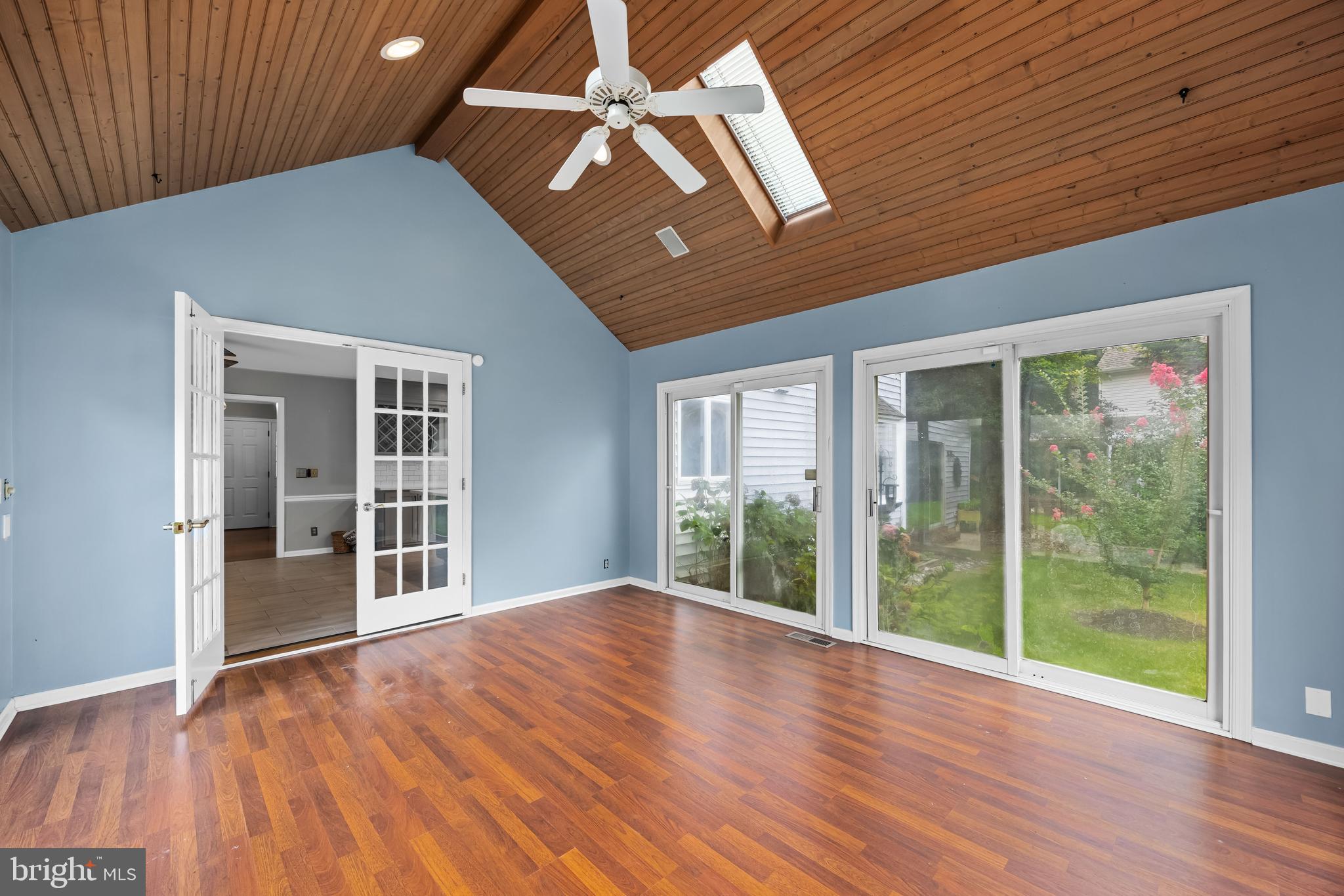 FOXCHASE - Residential