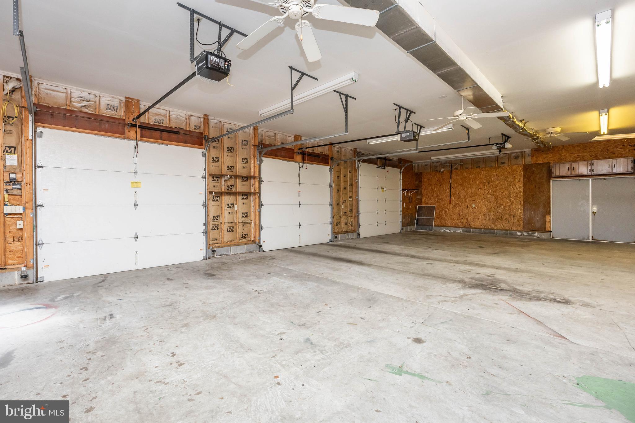 FOXCHASE - Residential