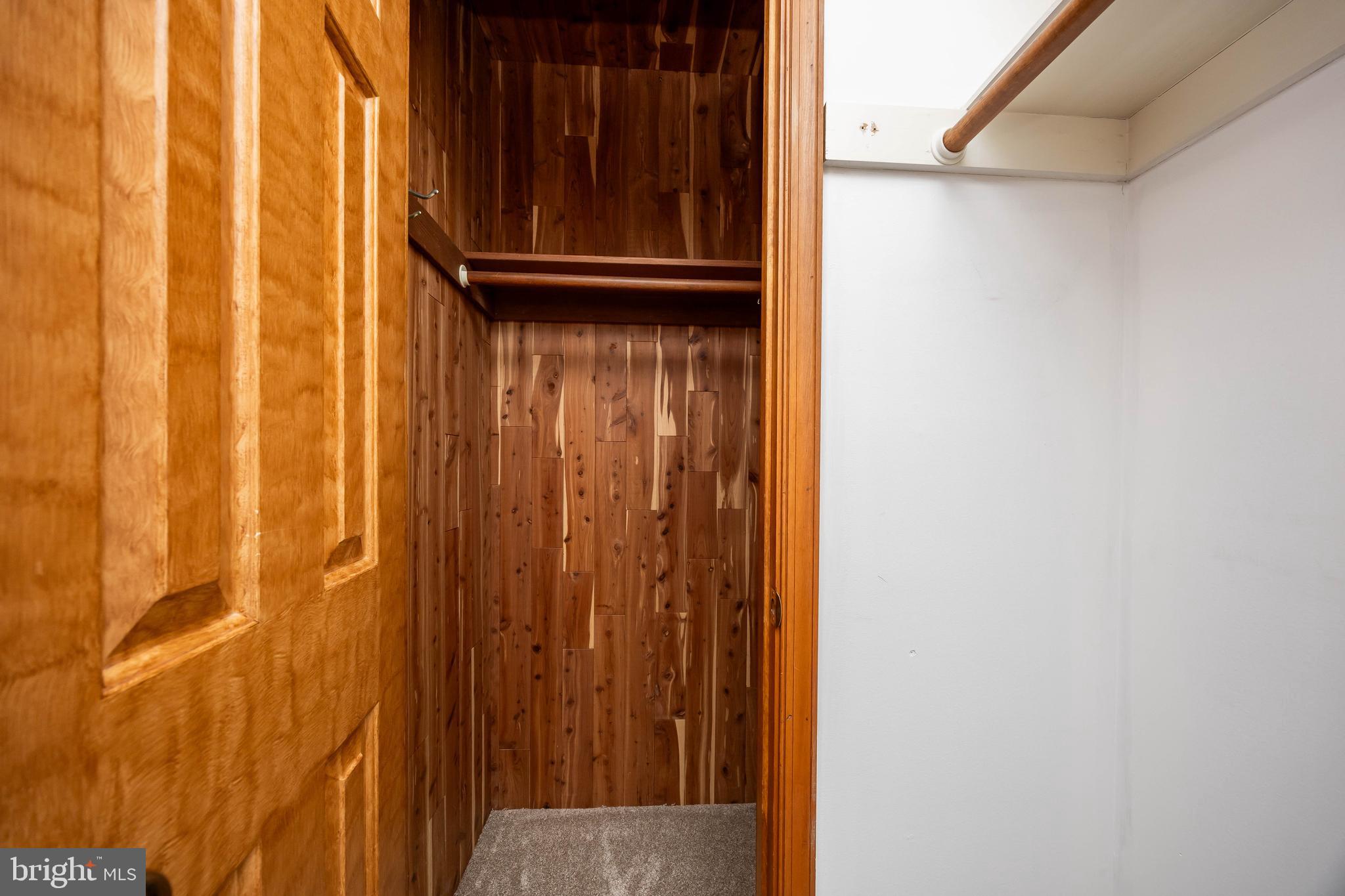 FOXCHASE - Residential