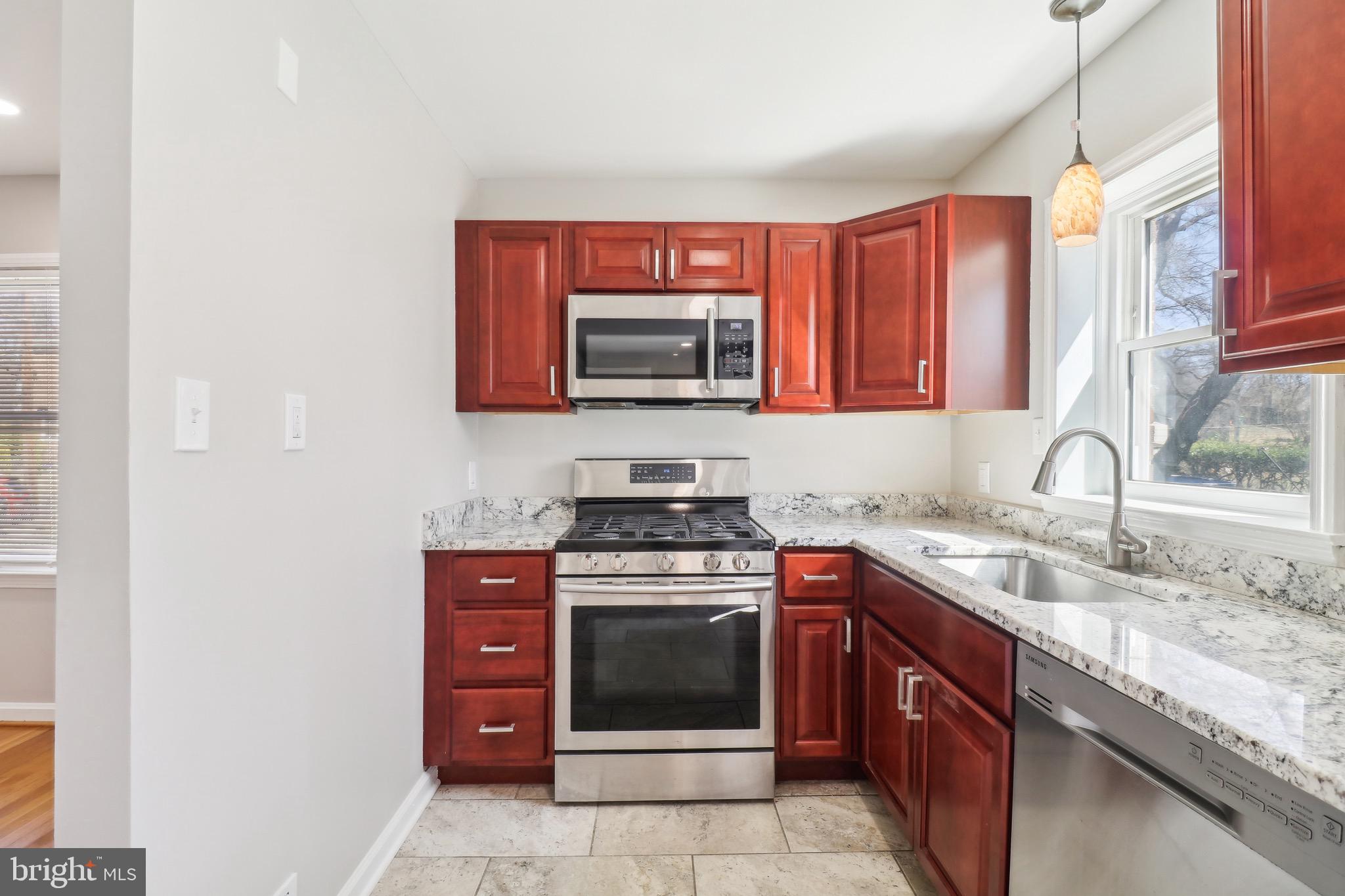 HIGHLAND GARDENS - Residential