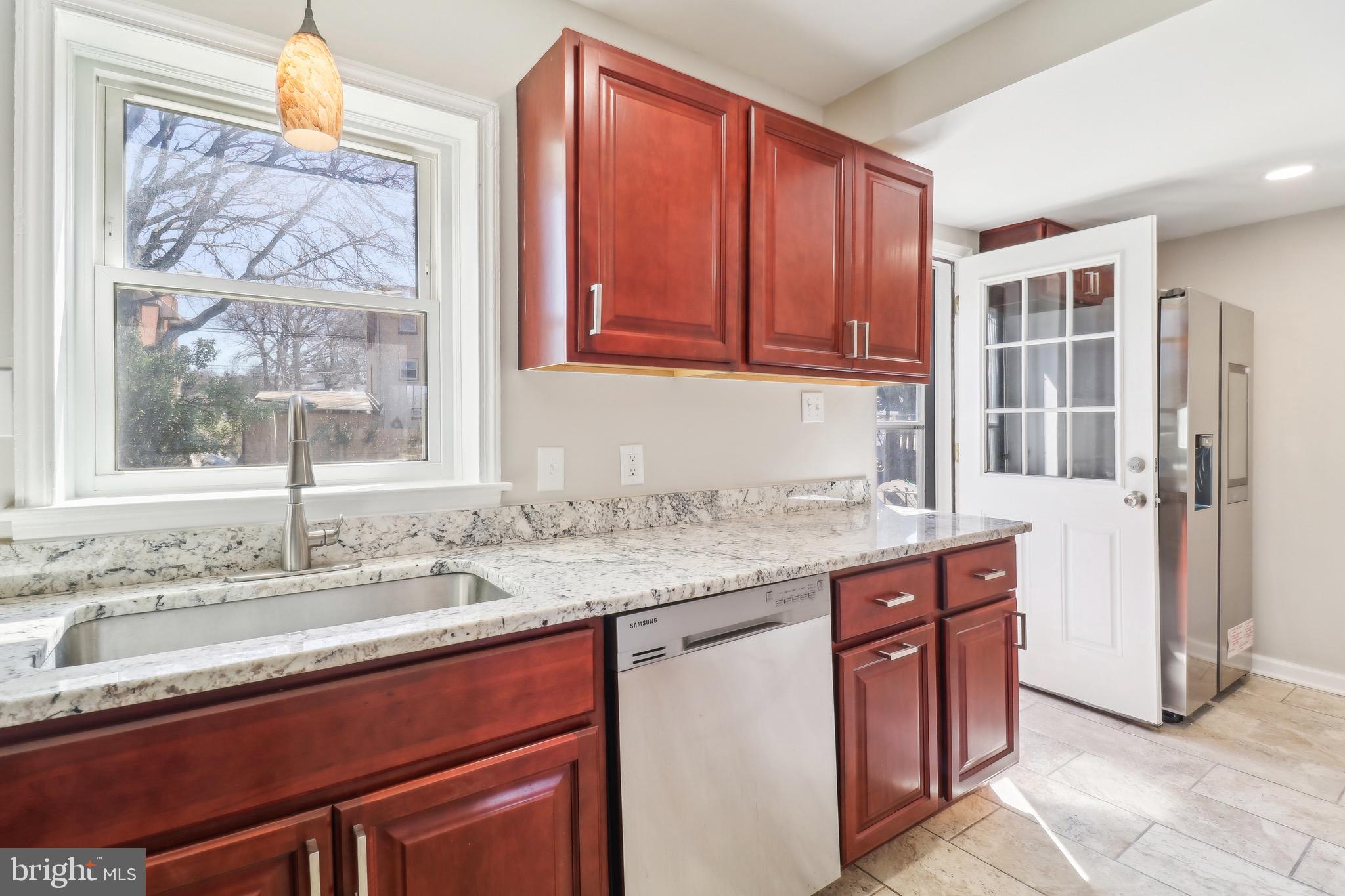 HIGHLAND GARDENS - Residential