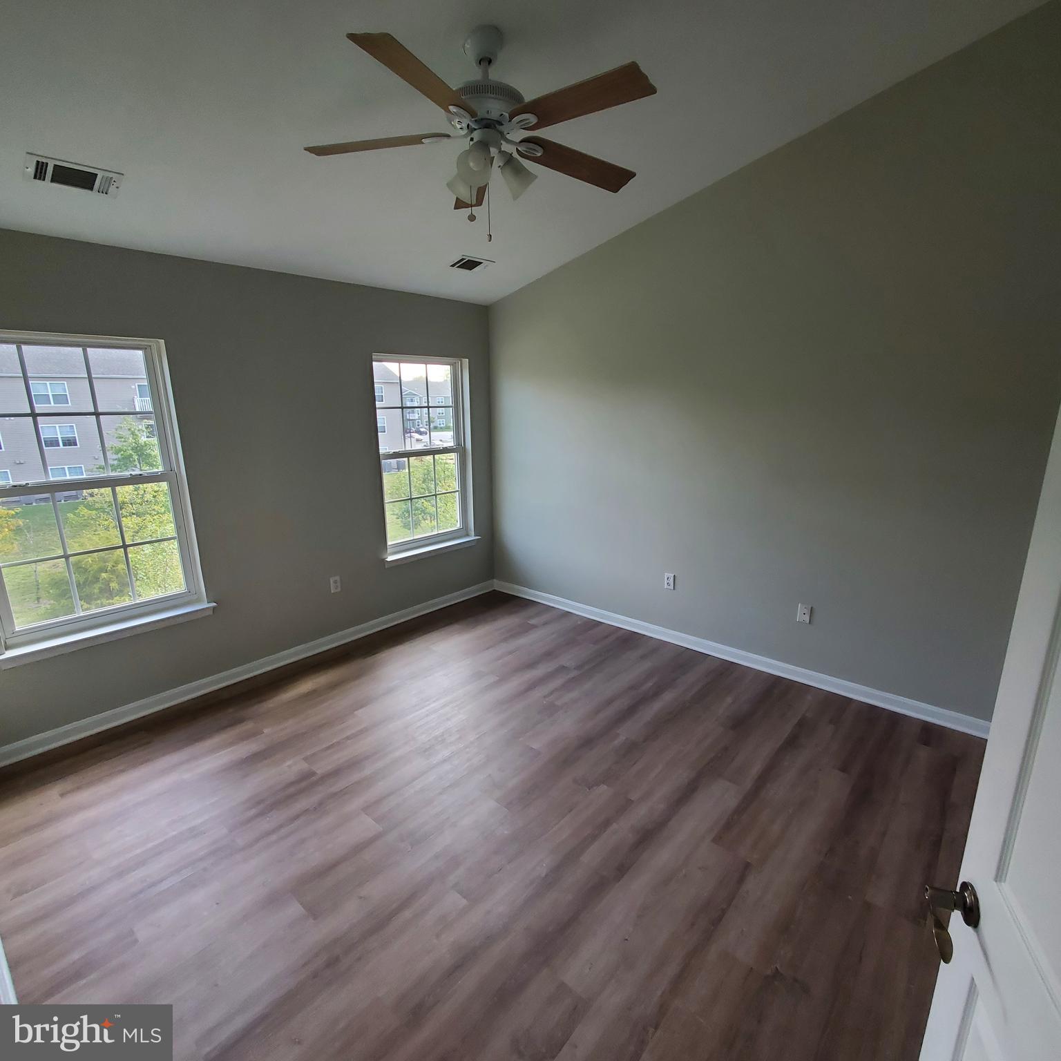 SENECA RIDGE - Residential Lease