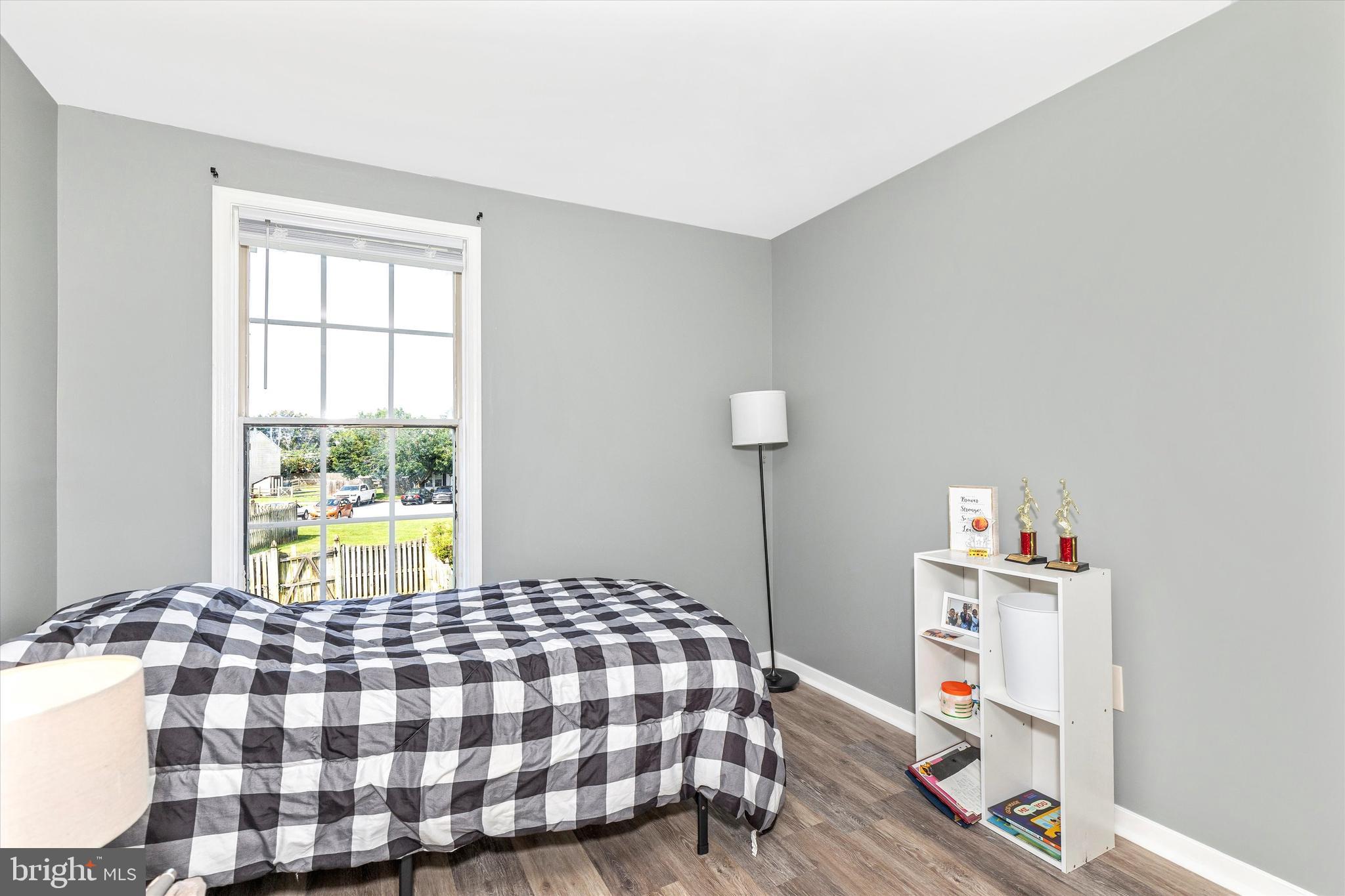 ROLLING MEADOWS - Residential