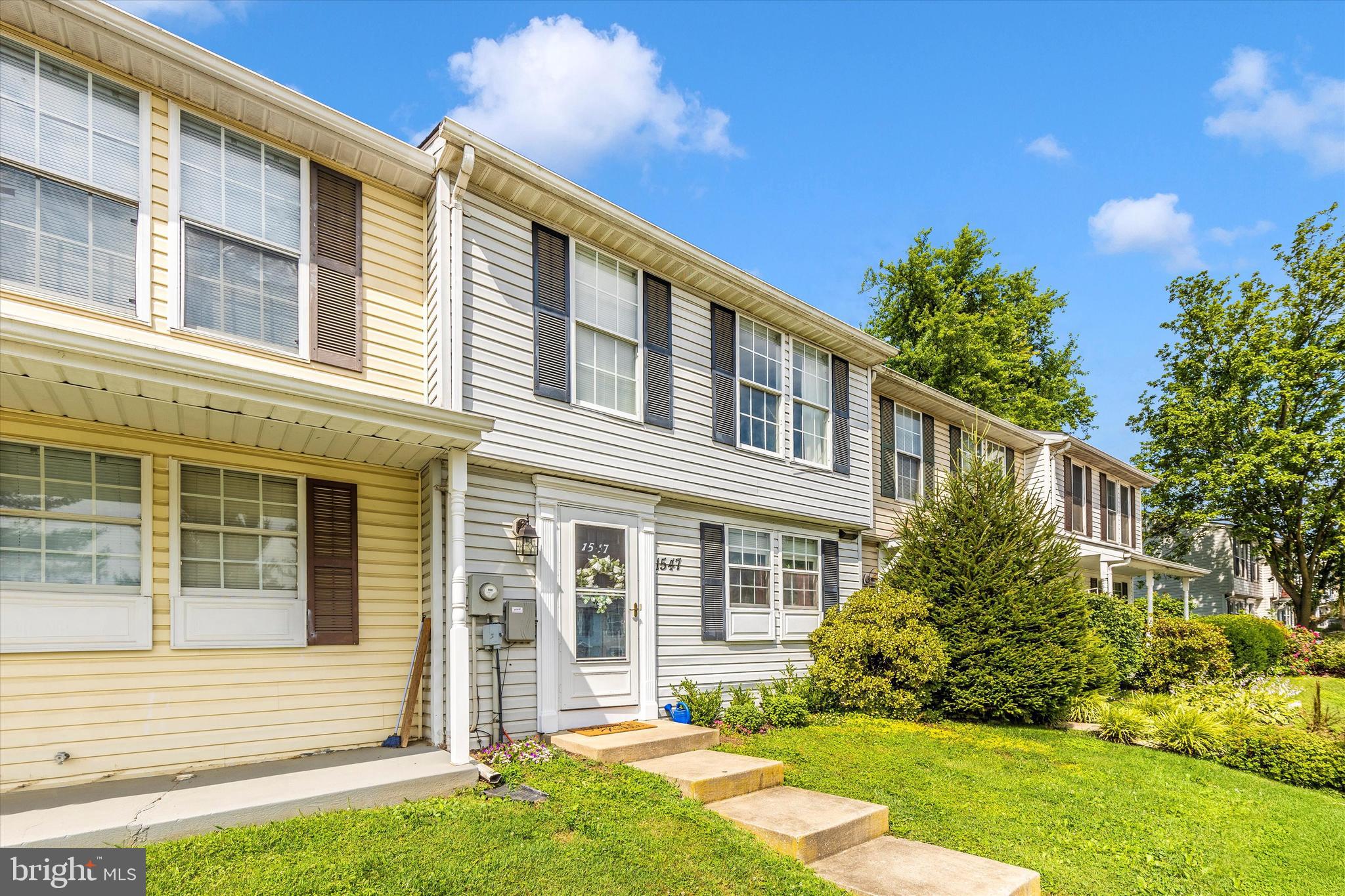 ROLLING MEADOWS - Residential