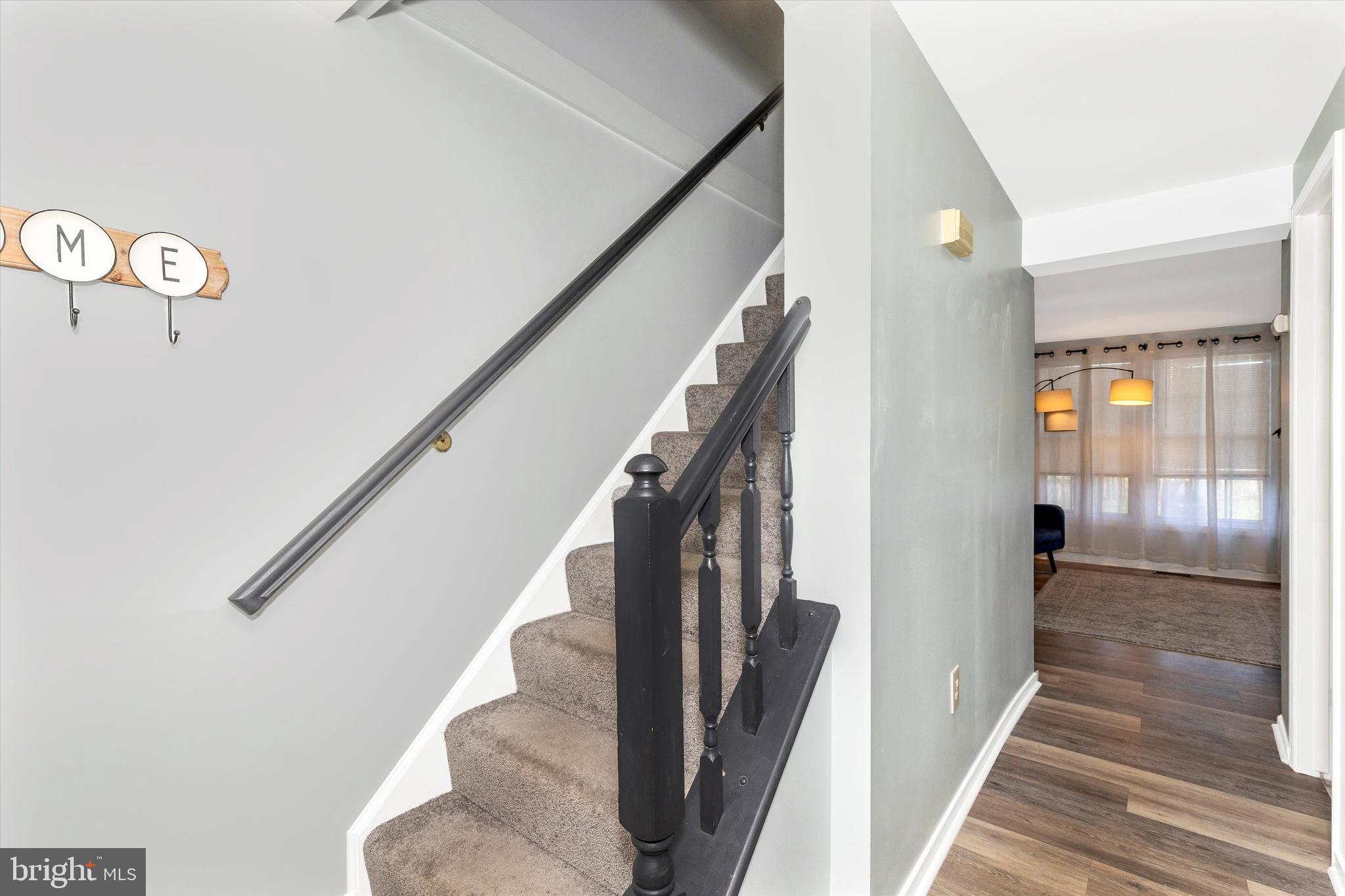 1547 IRIS COURT