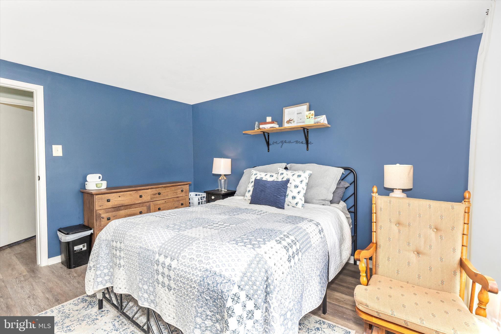 ROLLING MEADOWS - Residential