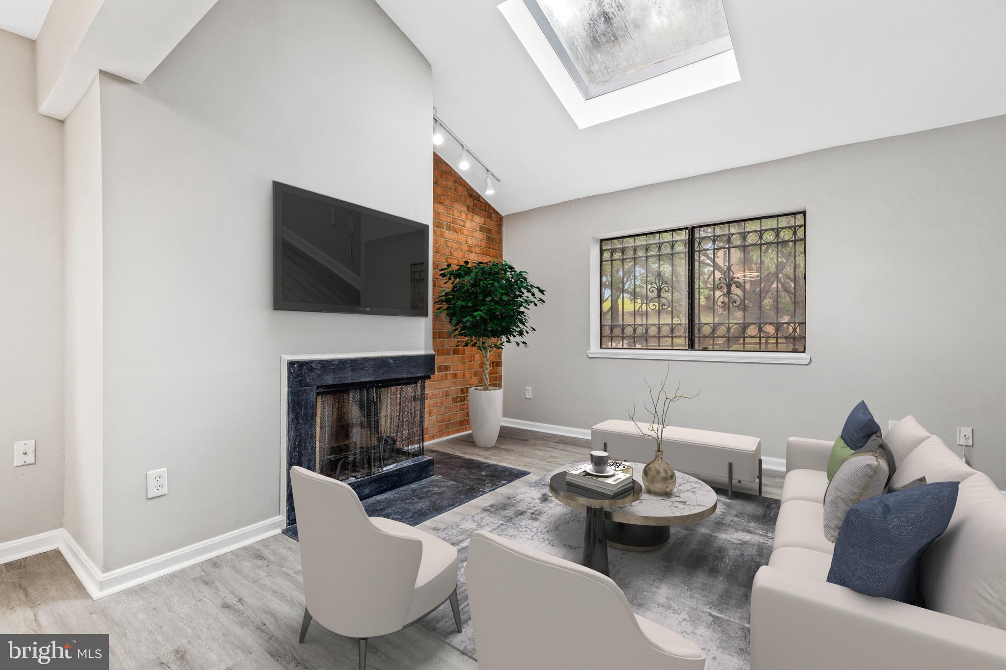 3452 SUMMIT COURT NE 3452