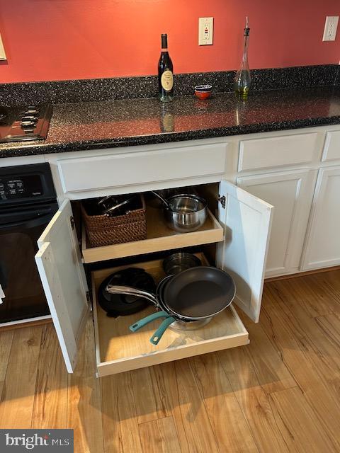 SOLOMONS LANDING - Residential