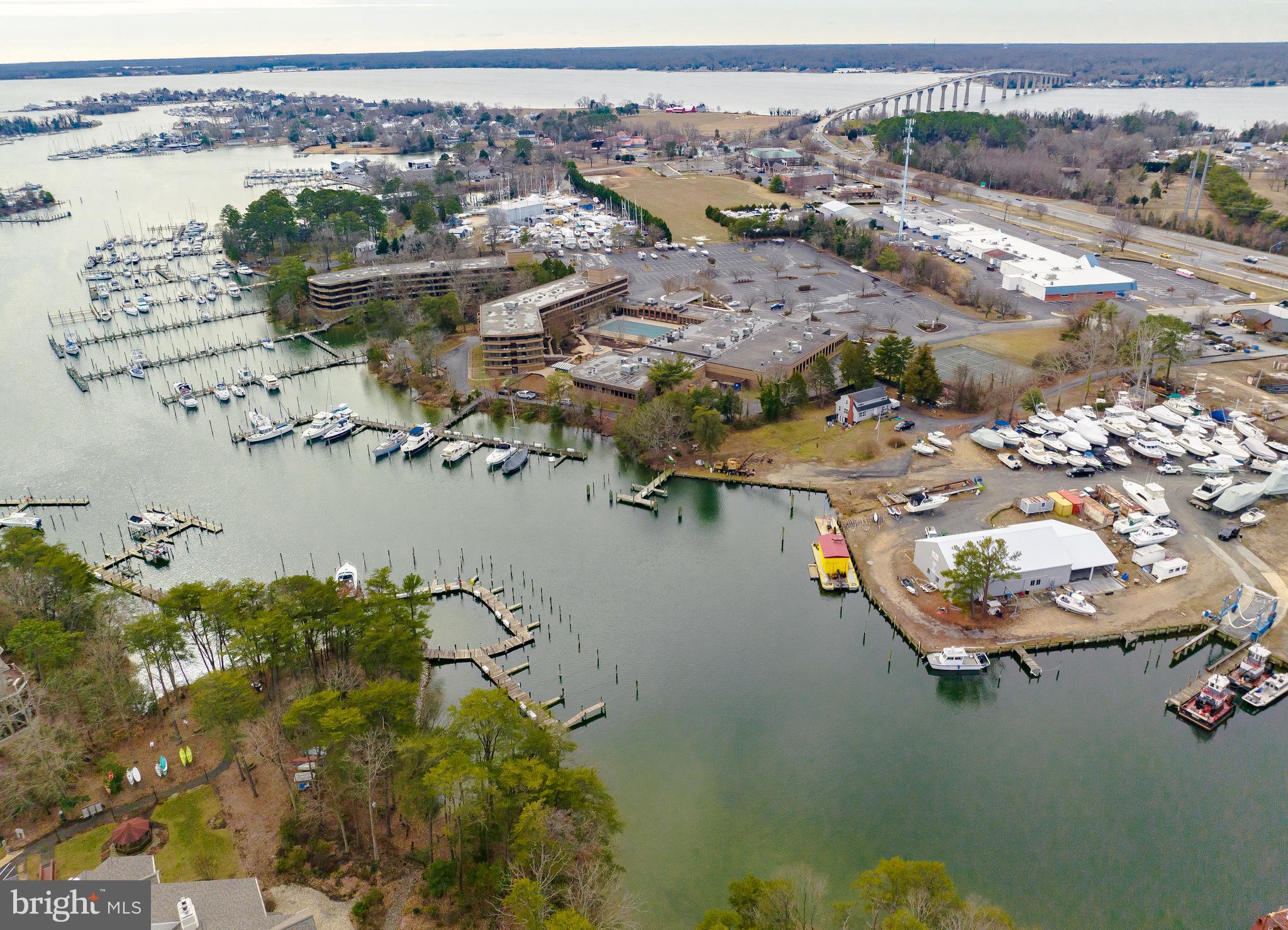 SOLOMONS LANDING - Residential