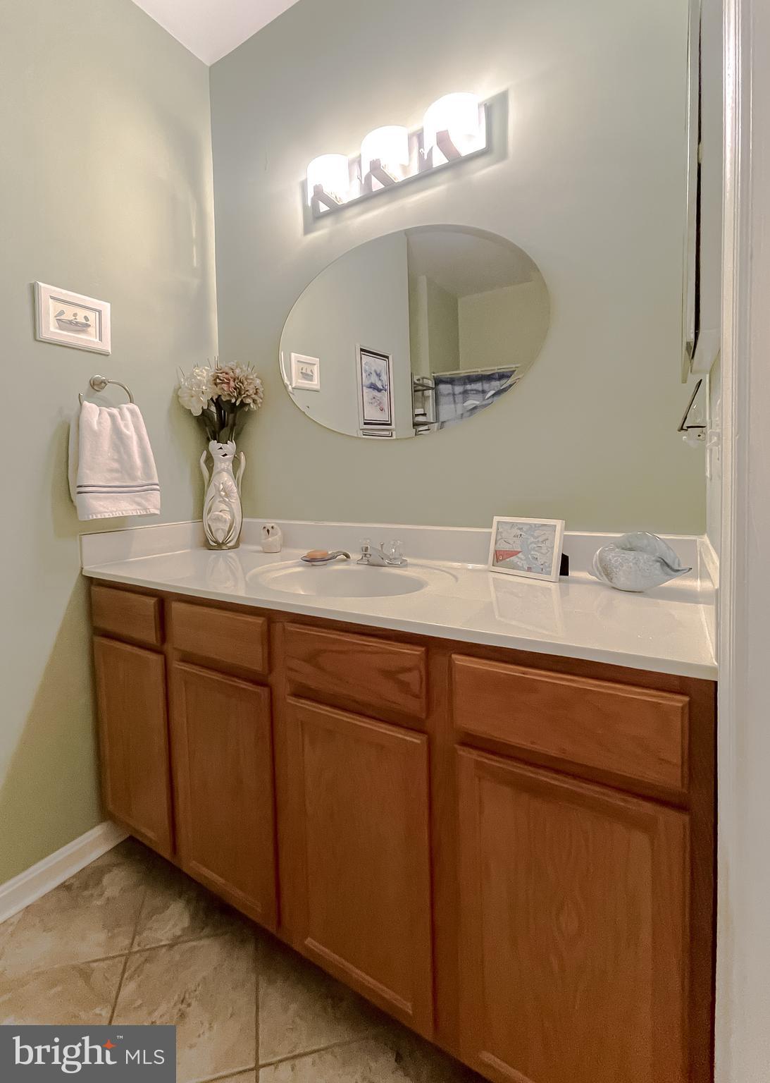 SOLOMONS LANDING - Residential