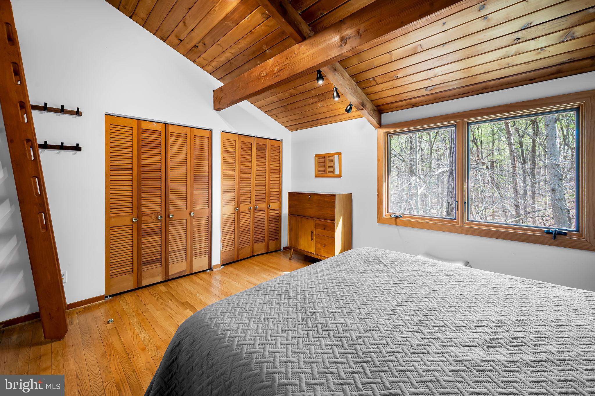 PINELEIGH - Residential