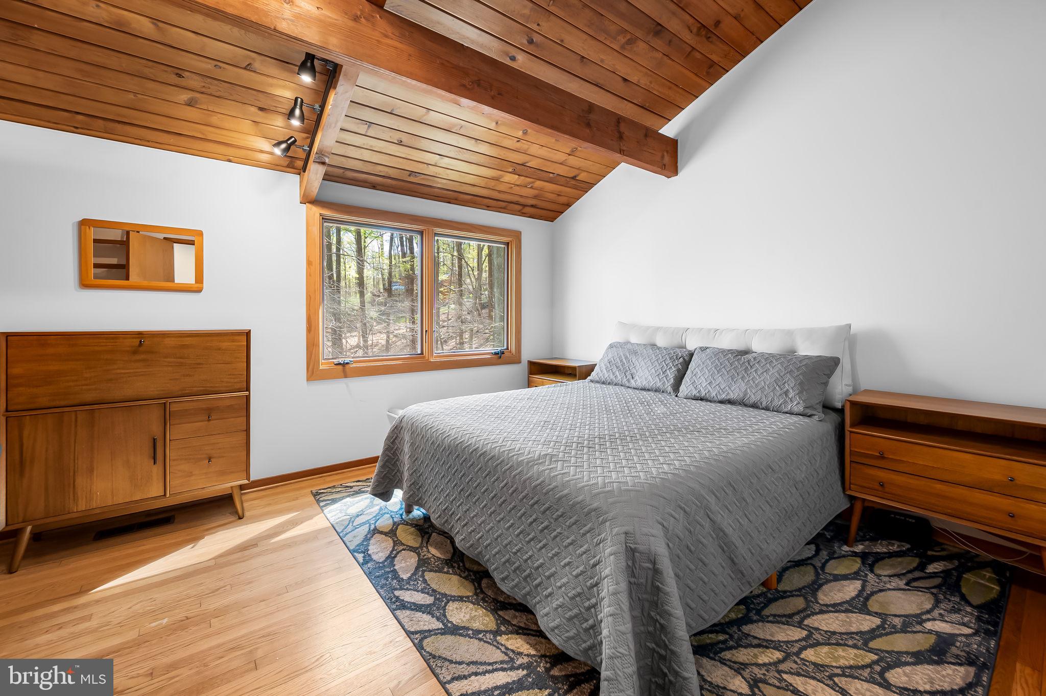 PINELEIGH - Residential