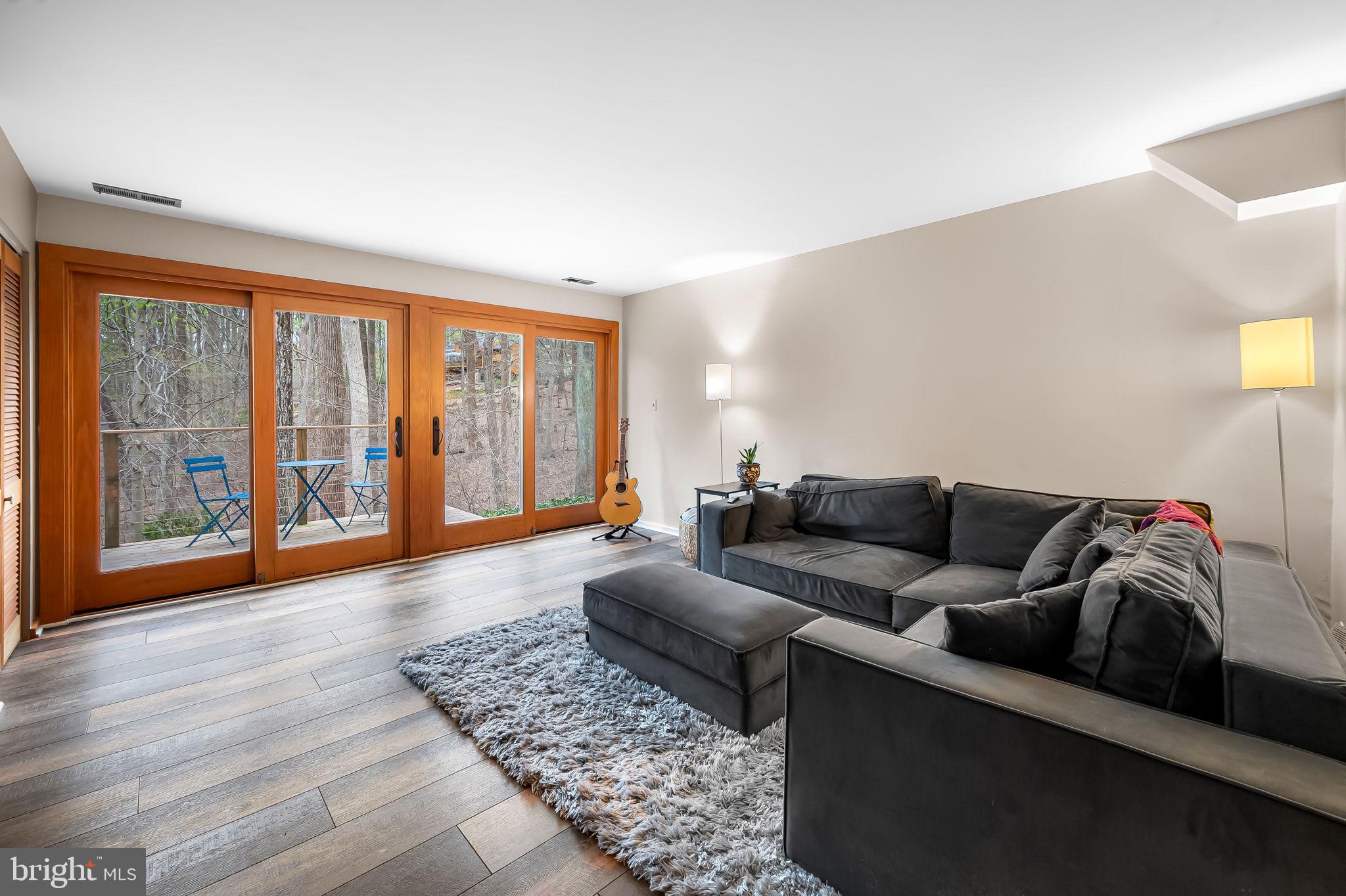 PINELEIGH - Residential