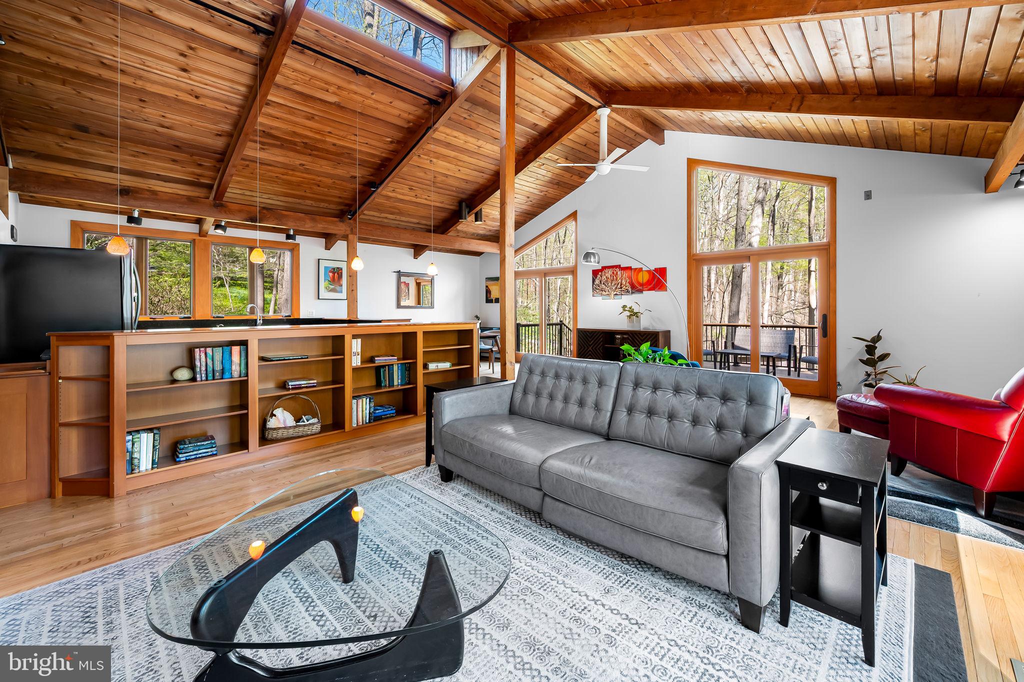 PINELEIGH - Residential