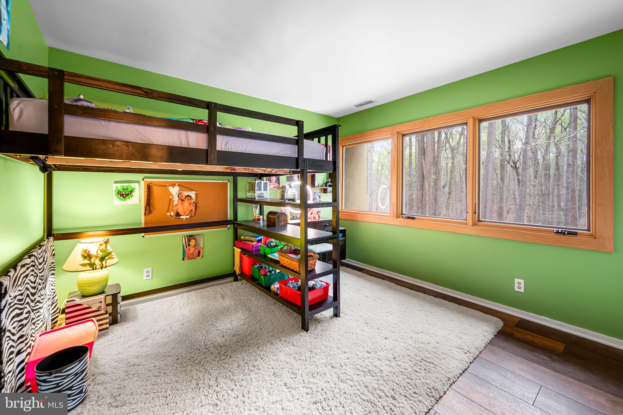 PINELEIGH - Residential