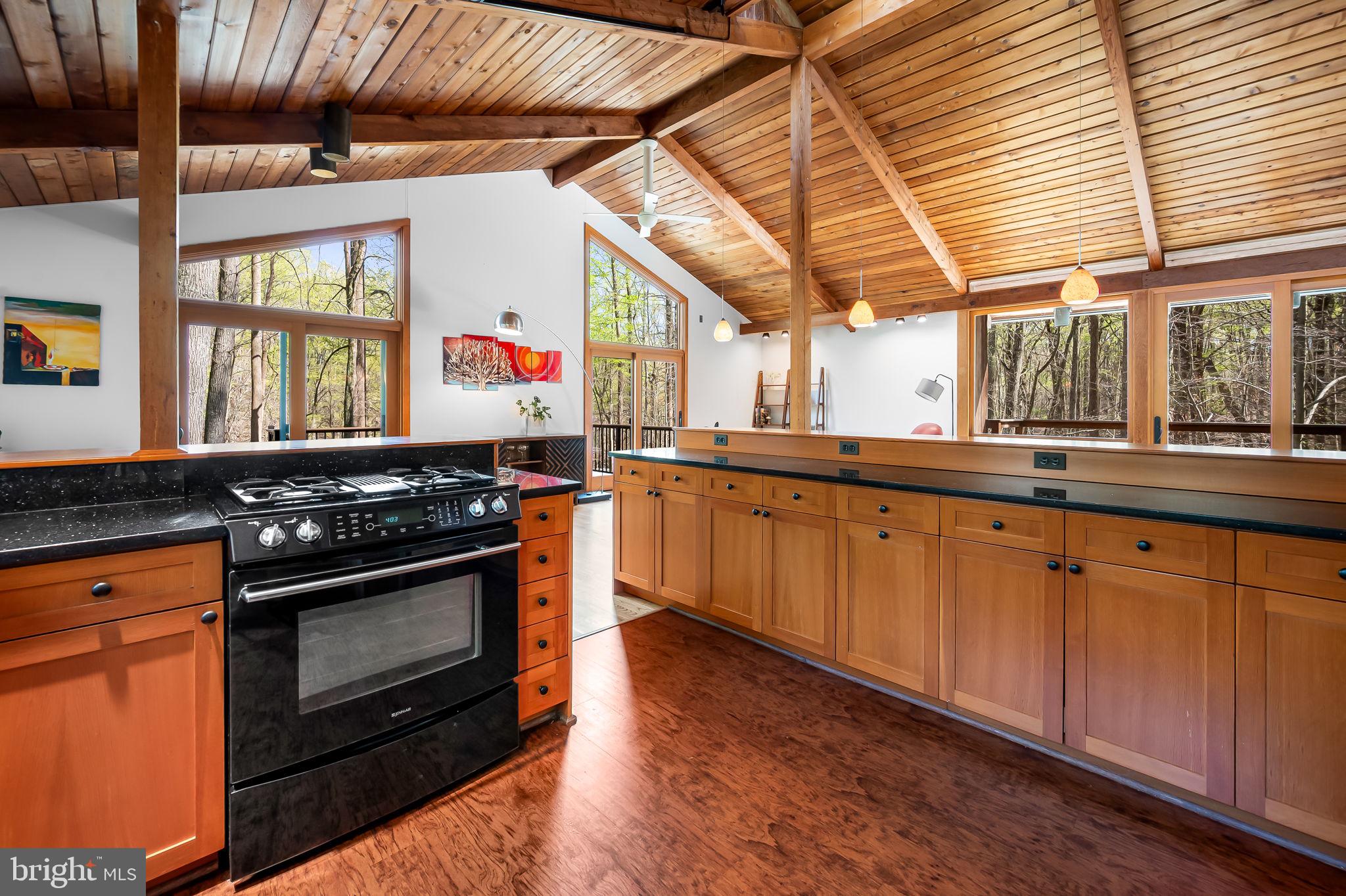 PINELEIGH - Residential