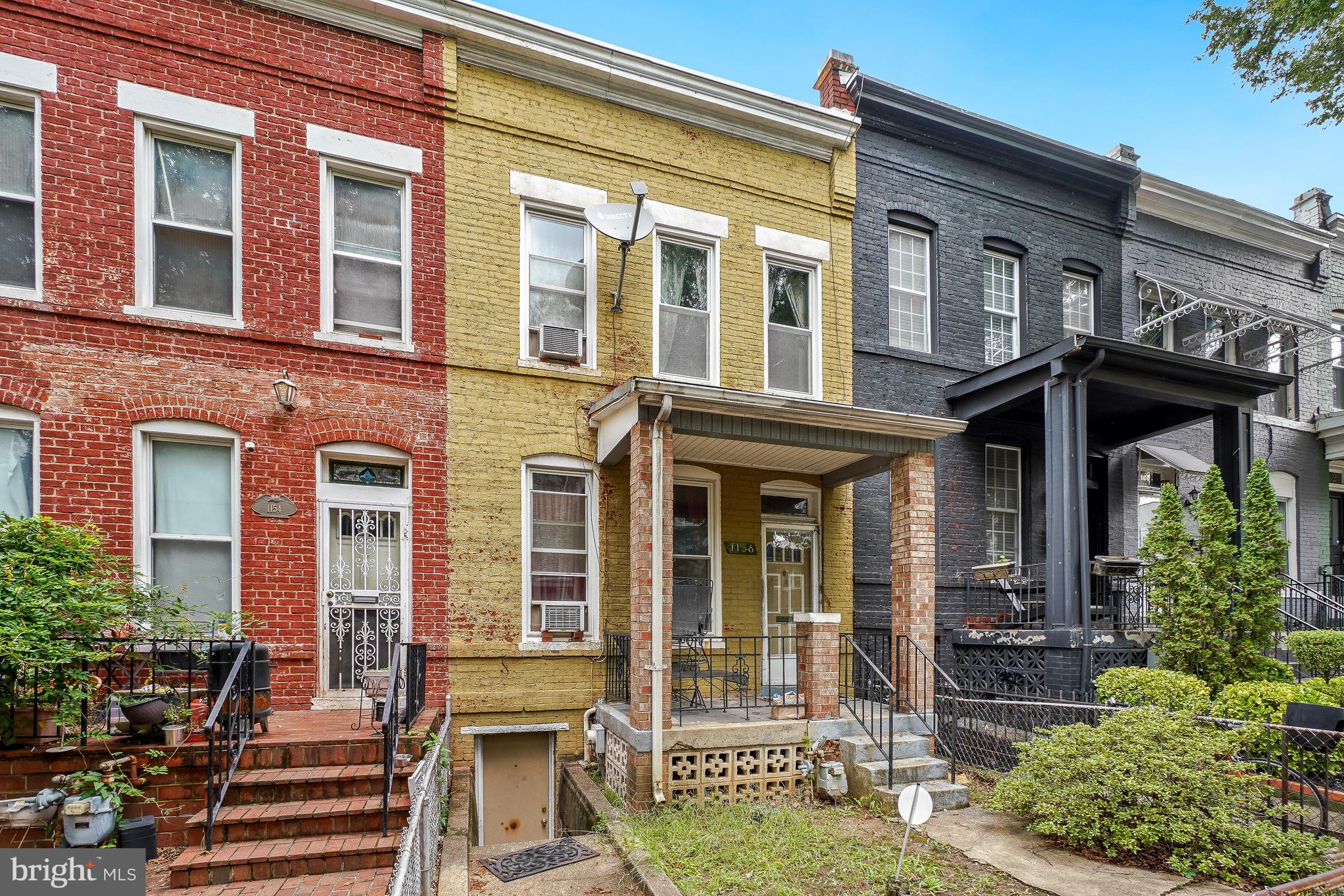 1156 NEAL STREET NE