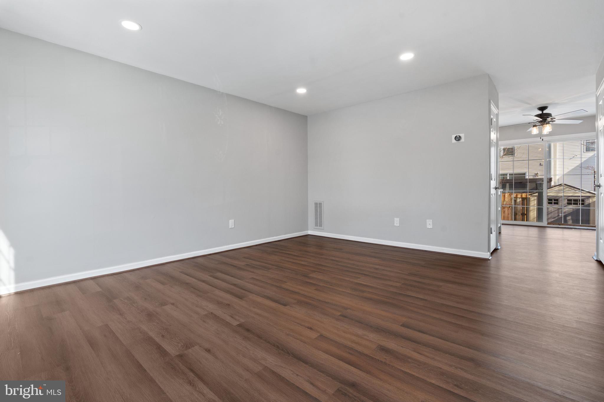 6526 OLD CARRIAGE WAY