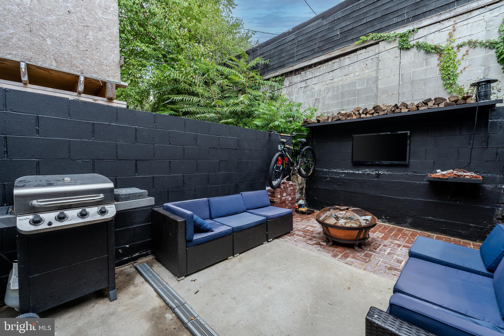 FELLS POINT HISTORIC DISTRICT - Residential Lease