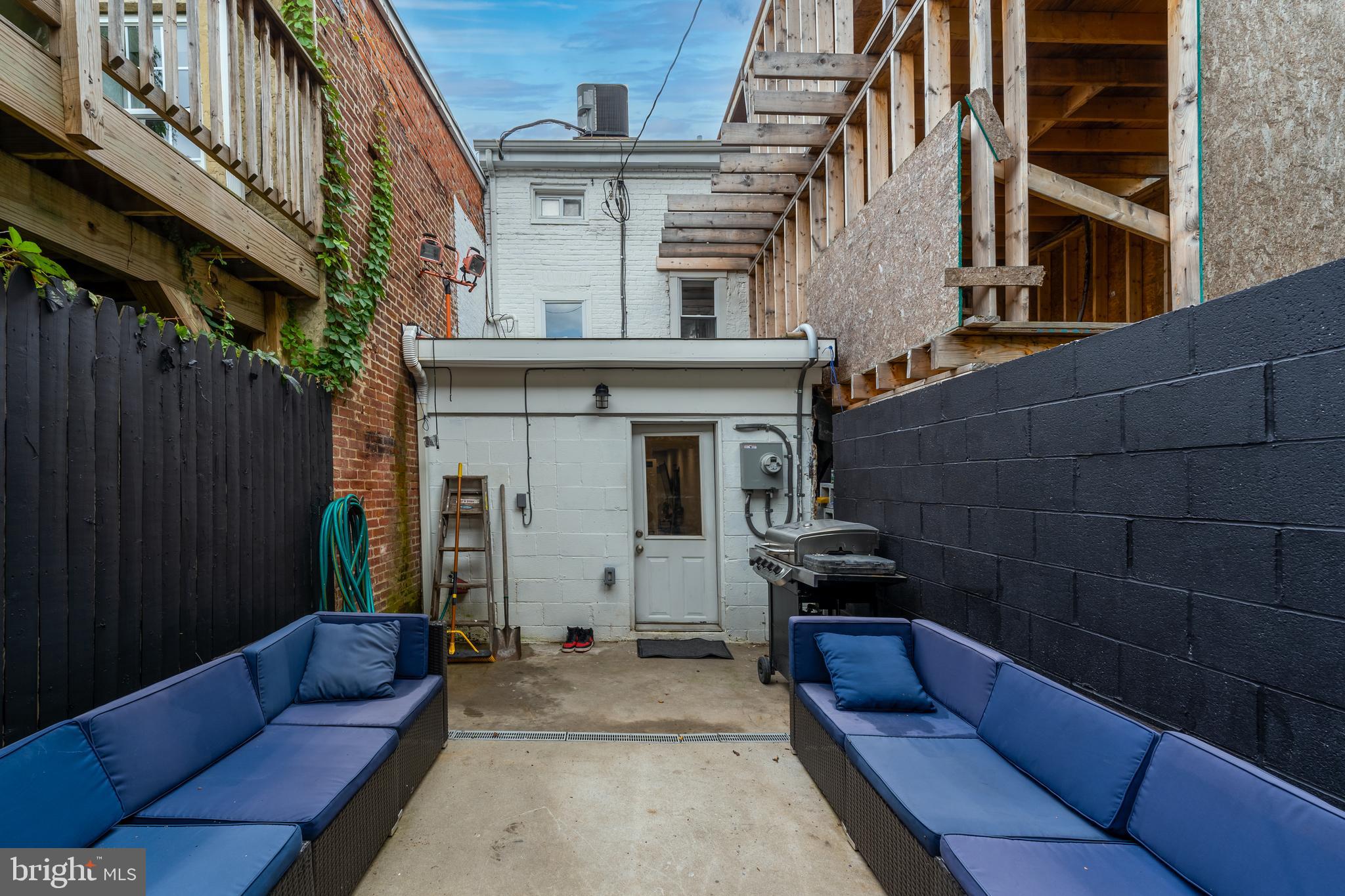 FELLS POINT HISTORIC DISTRICT - Residential Lease