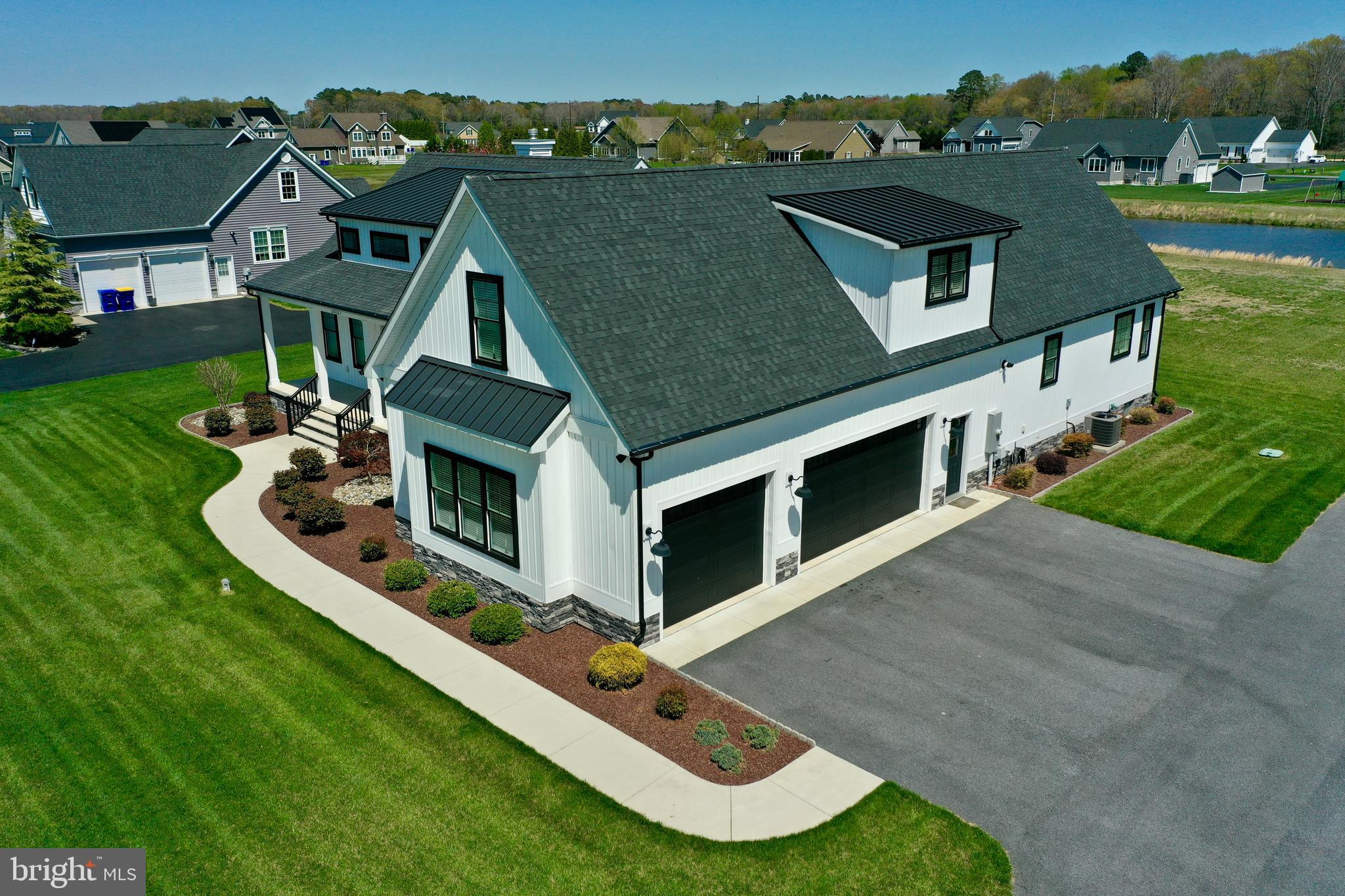 KINGSTON RIDGE - Residential